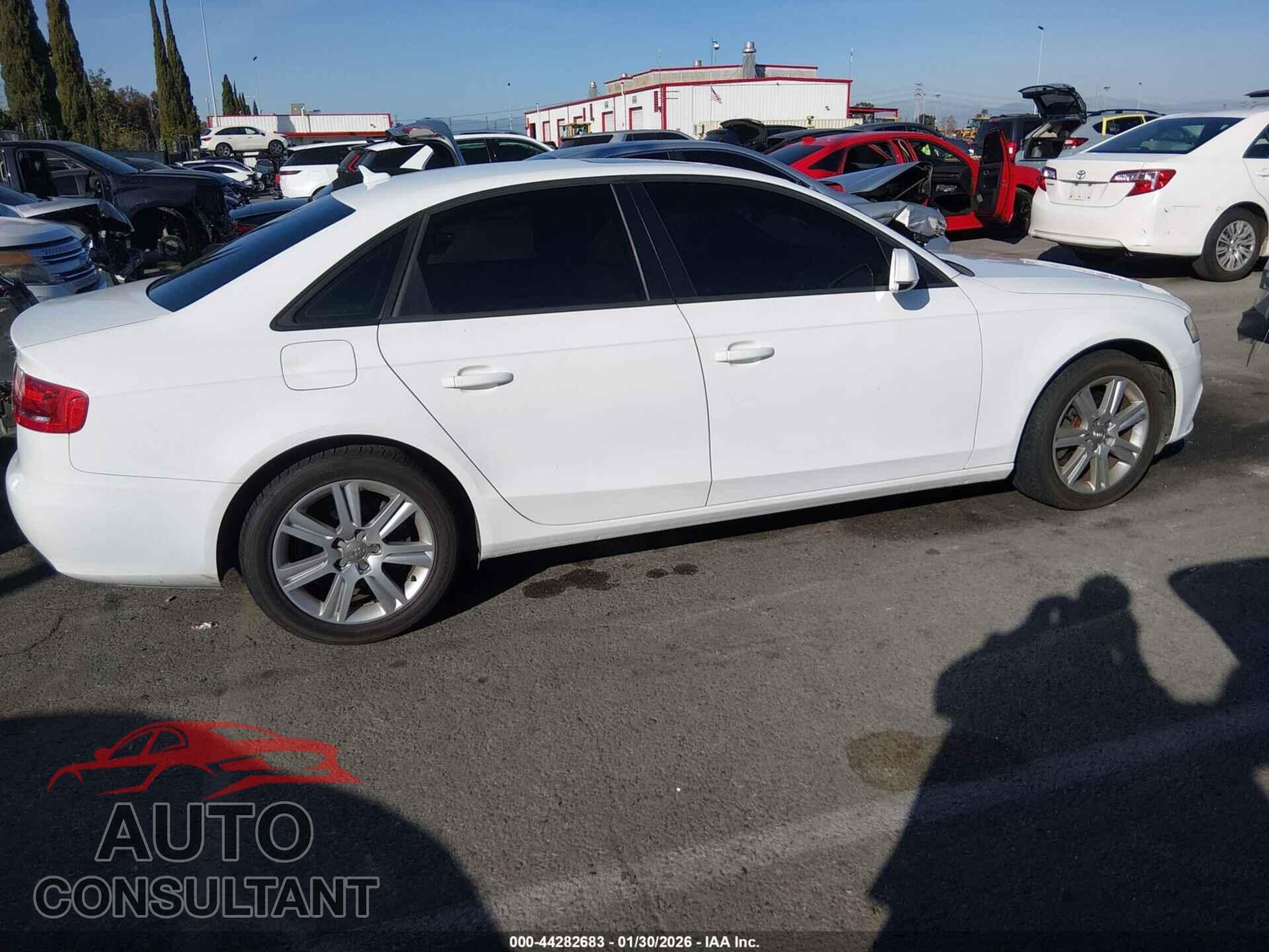 AUDI A4 2011 - WAUAFAFL6BN031847
