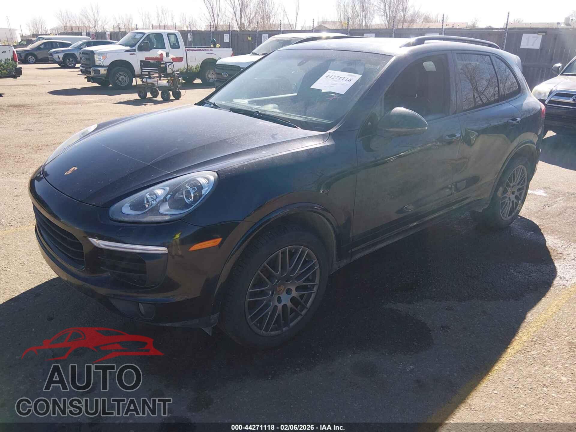 PORSCHE CAYENNE 2017 - WP1AA2A24HKA88045