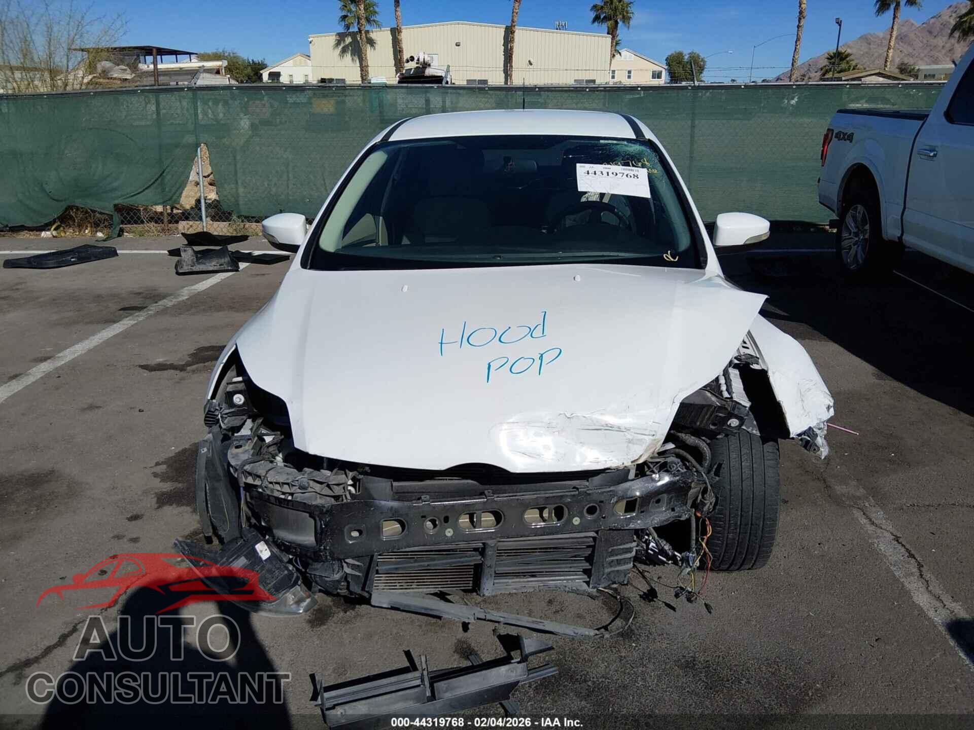 FORD FOCUS 2014 - 1FADP3K27EL463598