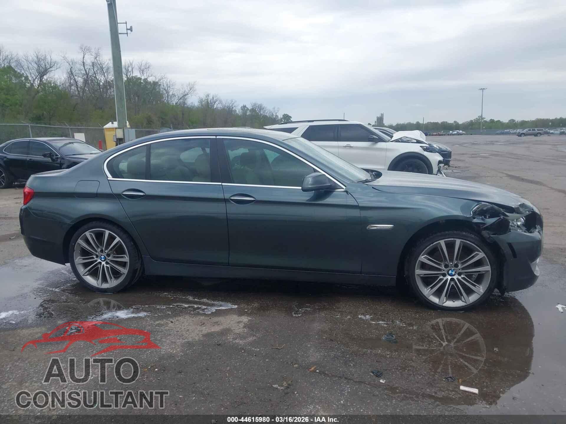 BMW 528I 2012 - WBAXG5C58CDX06206