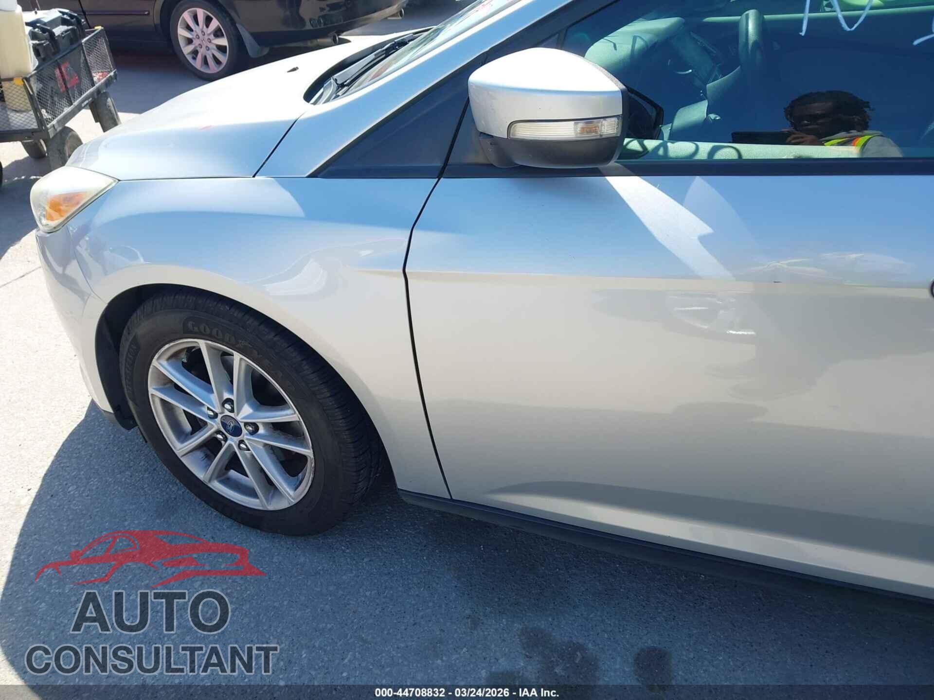 FORD FOCUS 2016 - 1FADP3F29GL320679