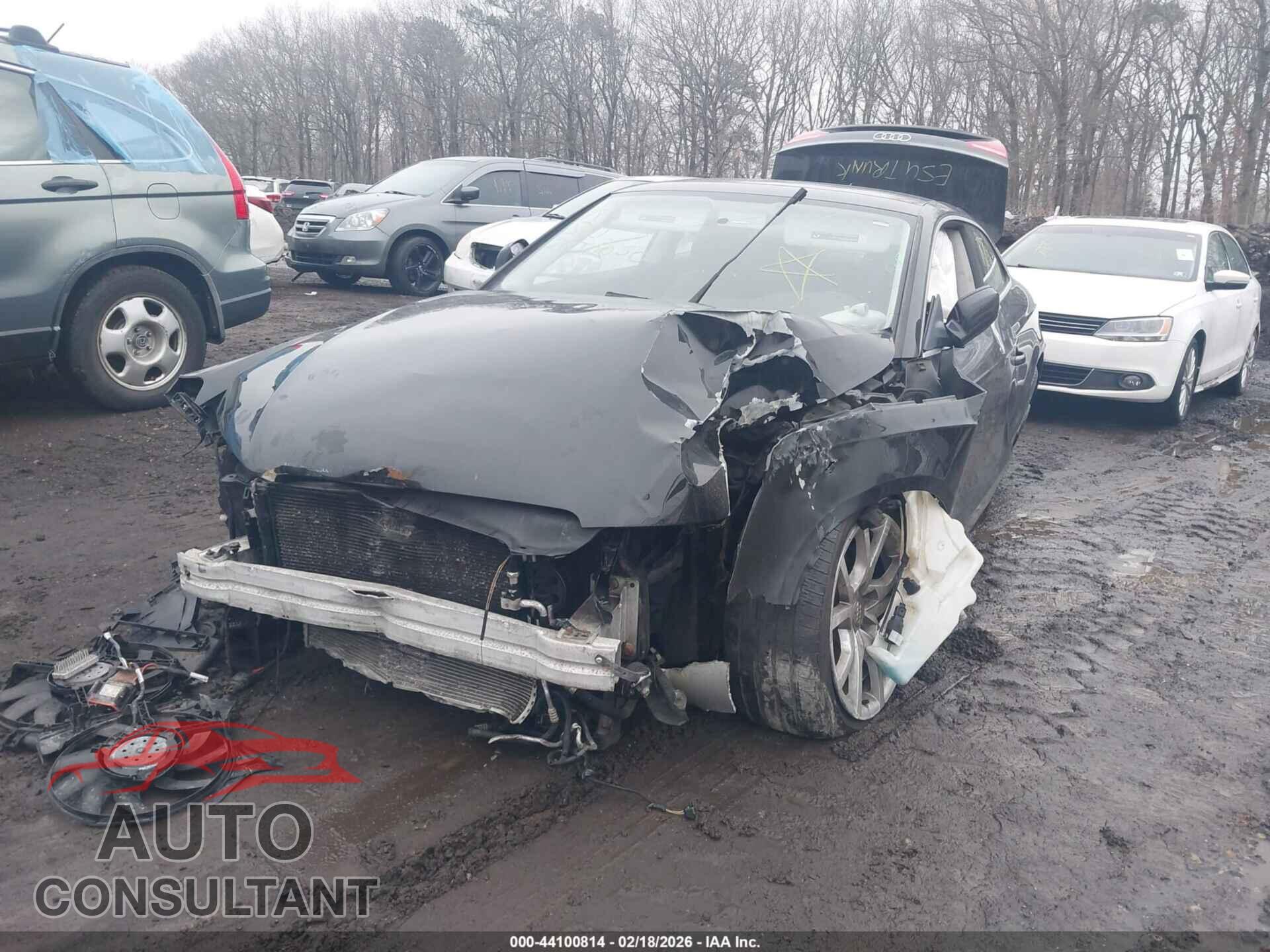 AUDI A5 2011 - WAUGFAFR0BA083769