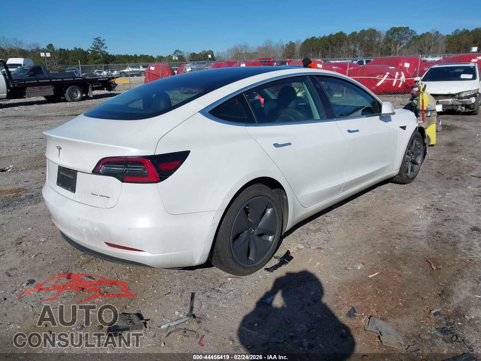 TESLA MODEL 3 2019 - 5YJ3E1EB2KF469237