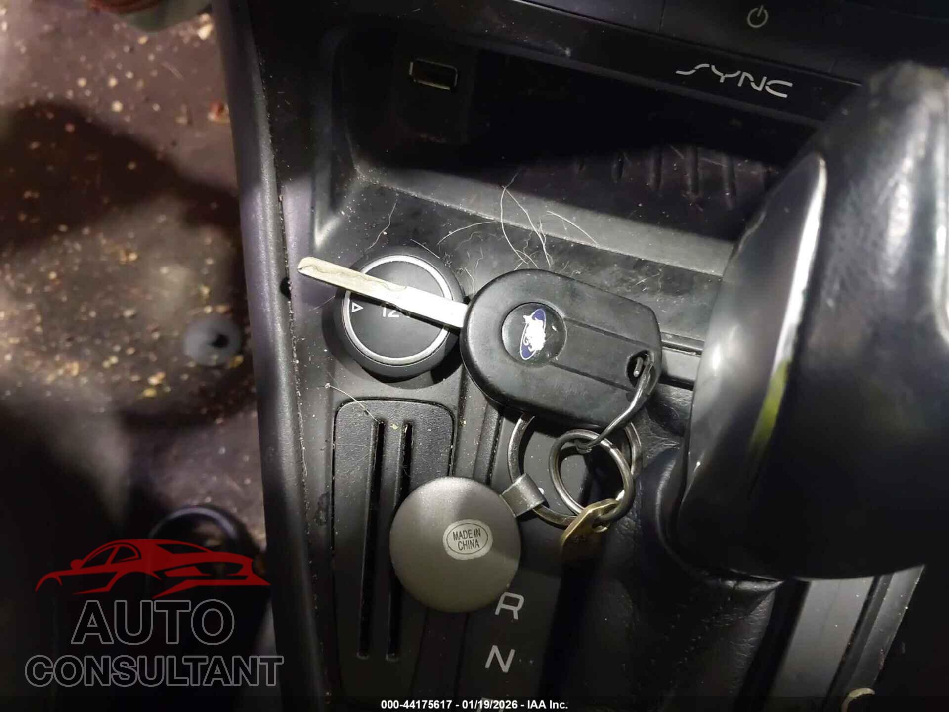 FORD FOCUS 2015 - 1FADP3F20FL239326