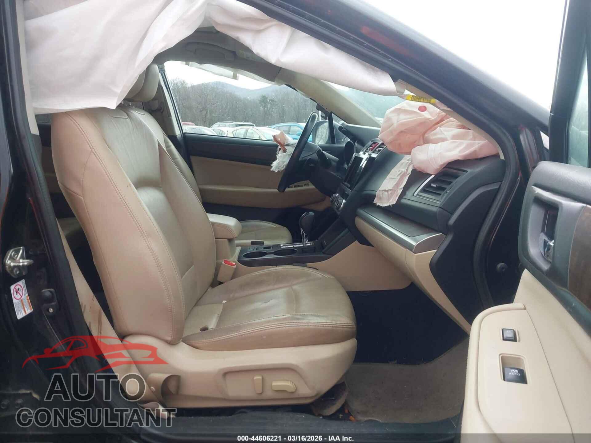 SUBARU OUTBACK 2017 - 4S4BSANC7H3432716