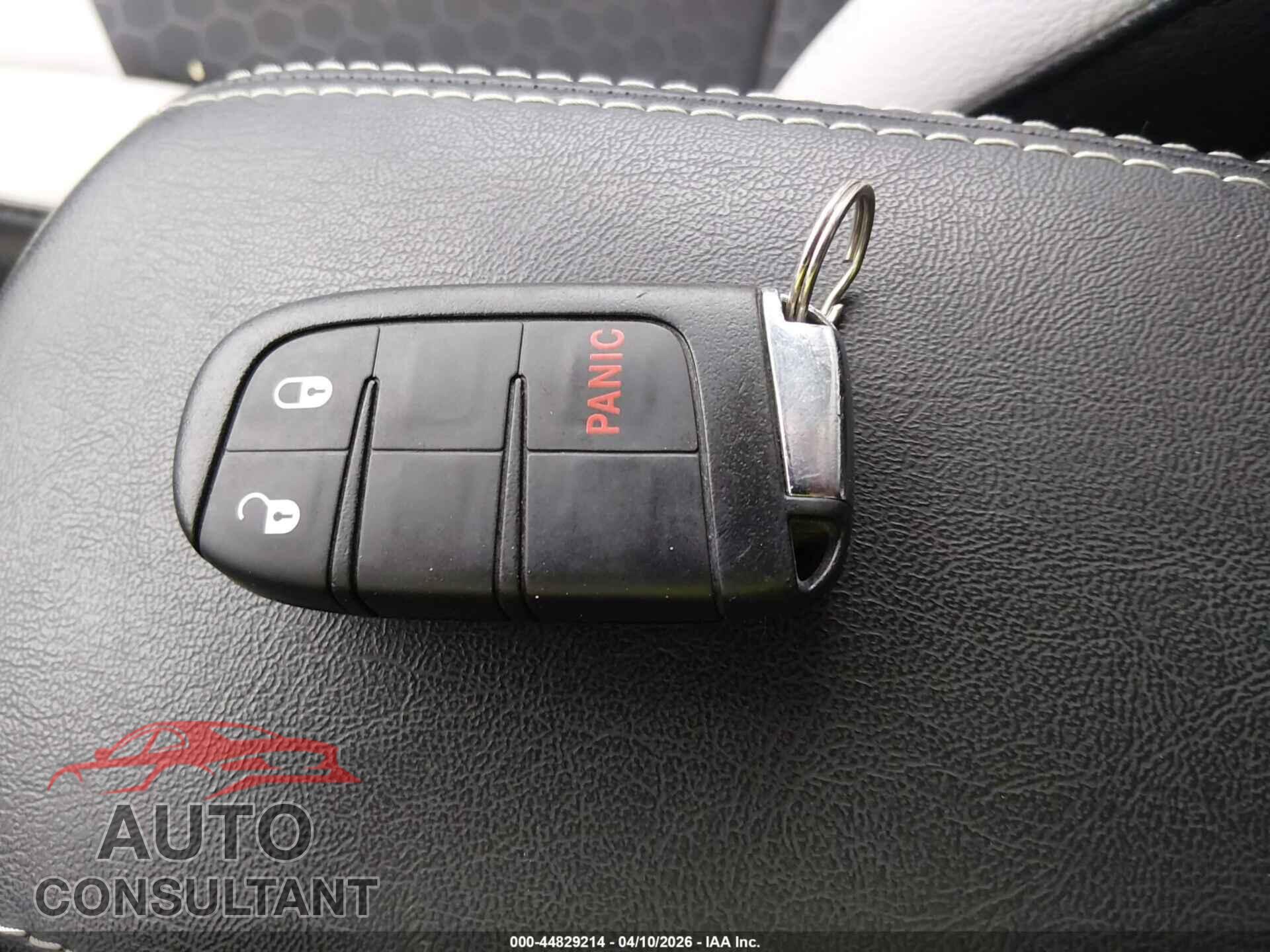 JEEP COMPASS 2019 - 3C4NJCBB3KT706467