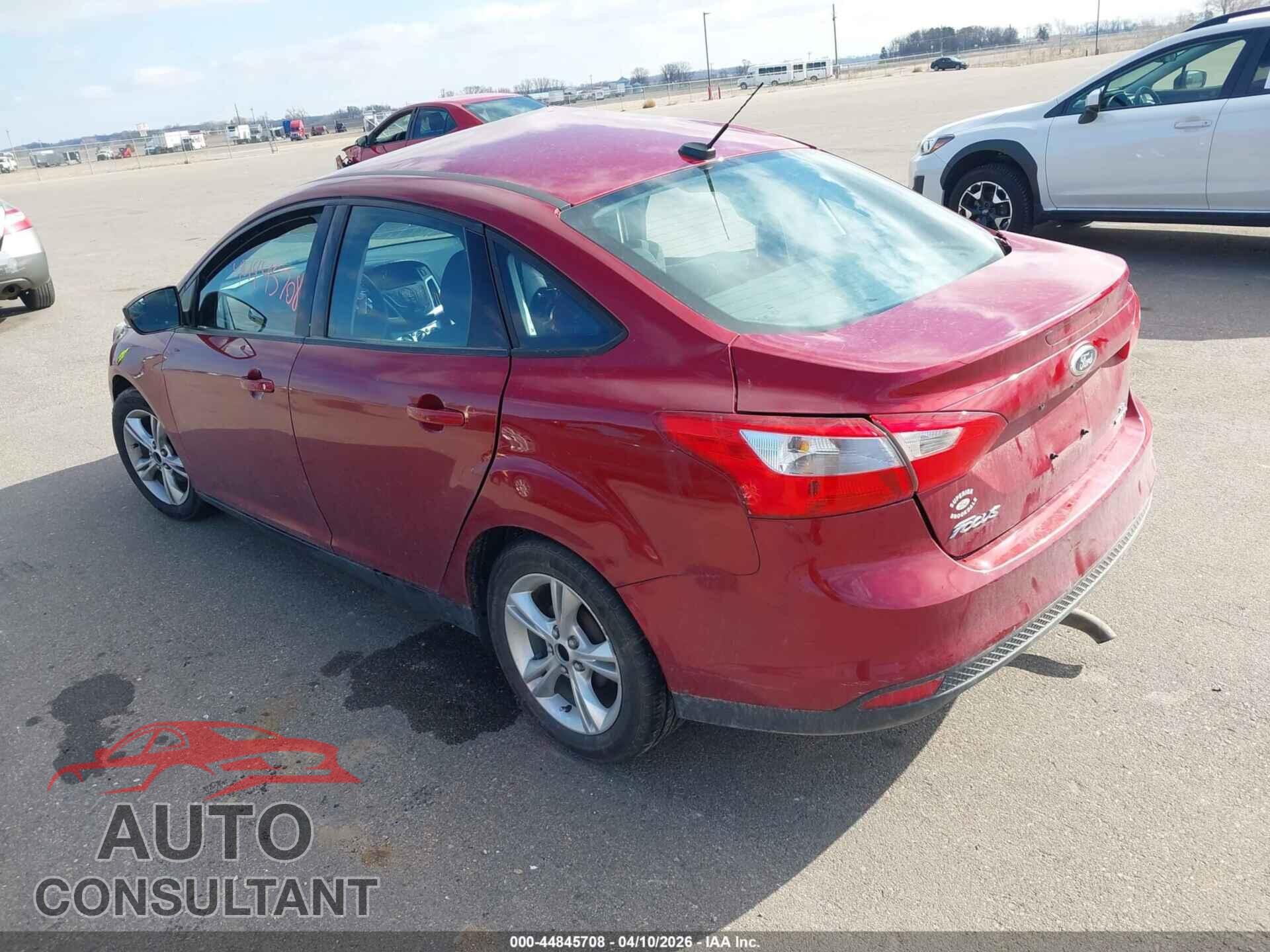 FORD FOCUS 2014 - 1FADP3F2XEL197858
