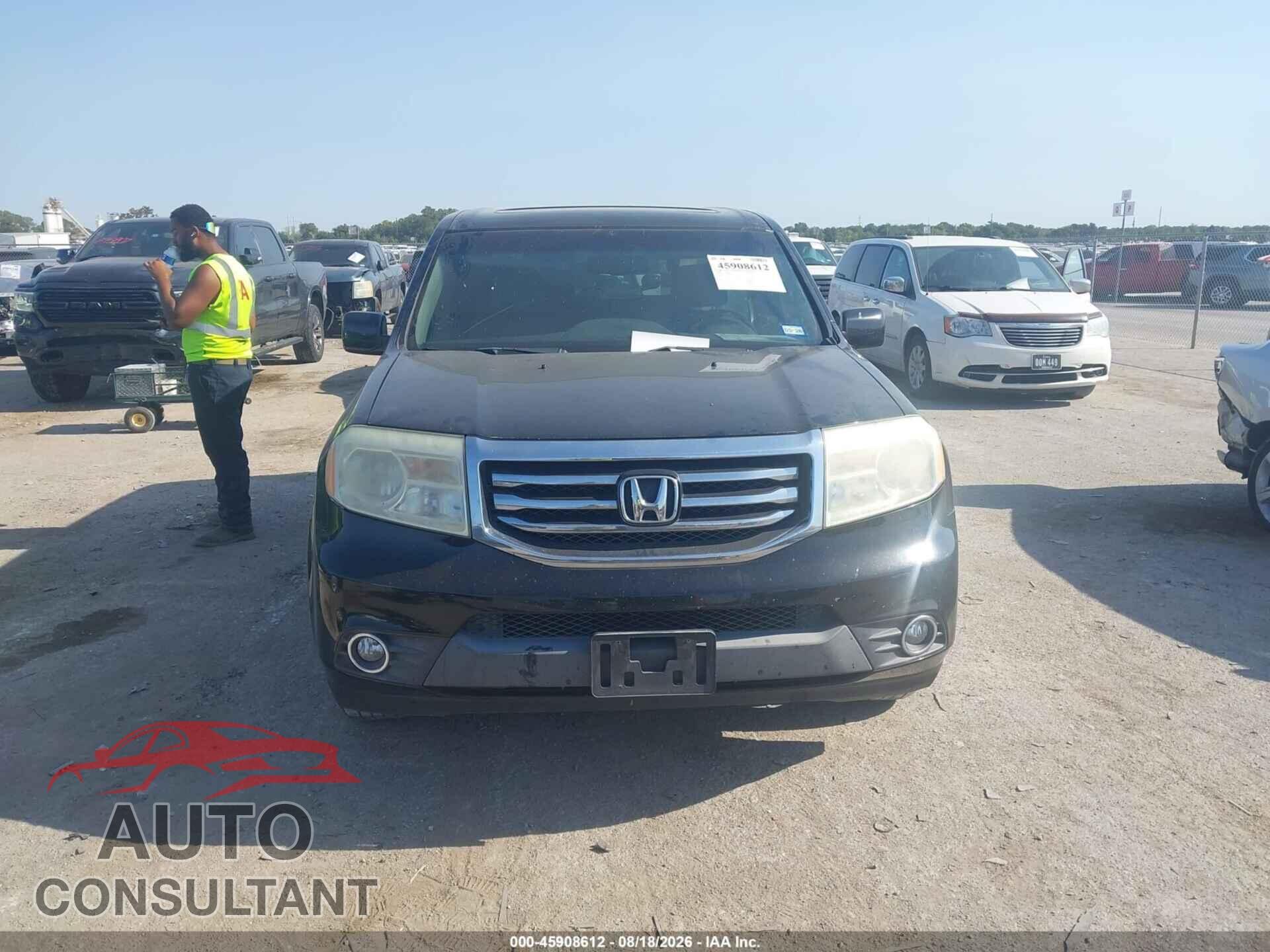 HONDA PILOT 2014 - 5FNYF3H53EB014230