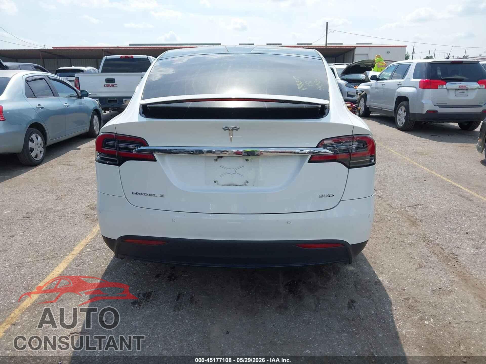 TESLA MODEL X 2016 - 5YJXCAE27GF003060