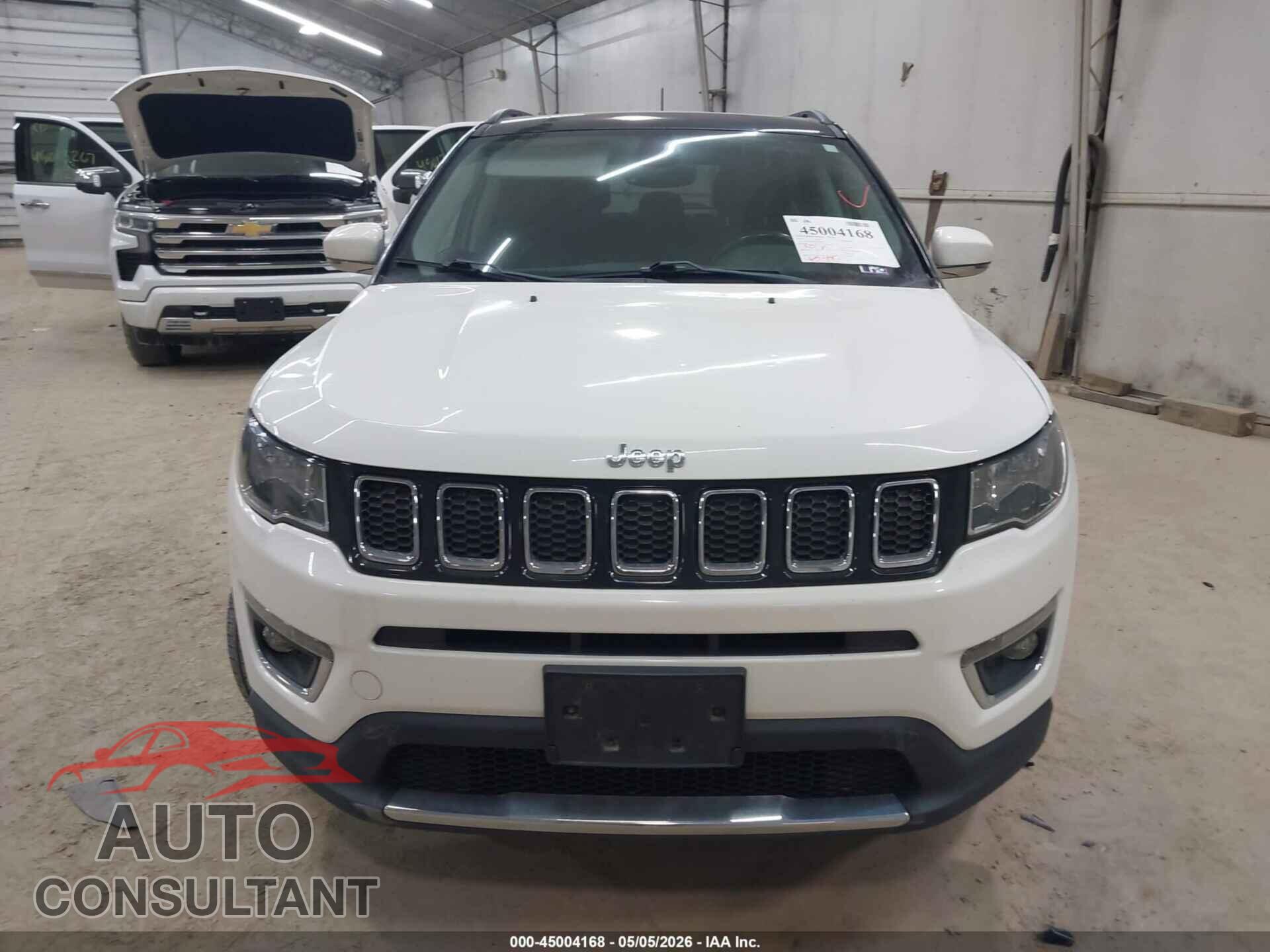 JEEP COMPASS 2018 - 3C4NJDCB0JT396393