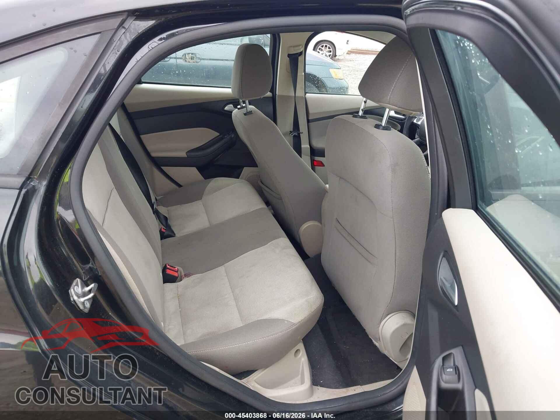 FORD FOCUS 2014 - 1FADP3F2XEL386882