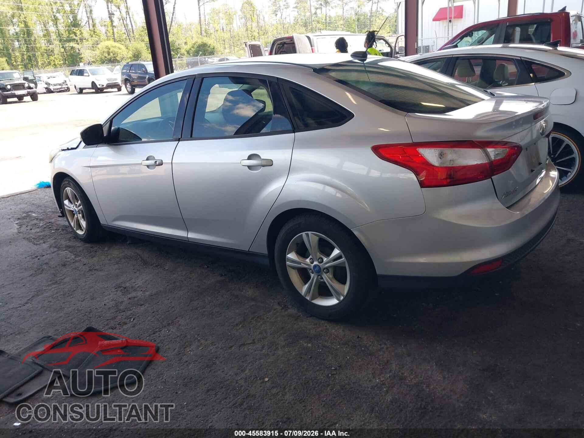 FORD FOCUS 2013 - 1FADP3F23DL111871