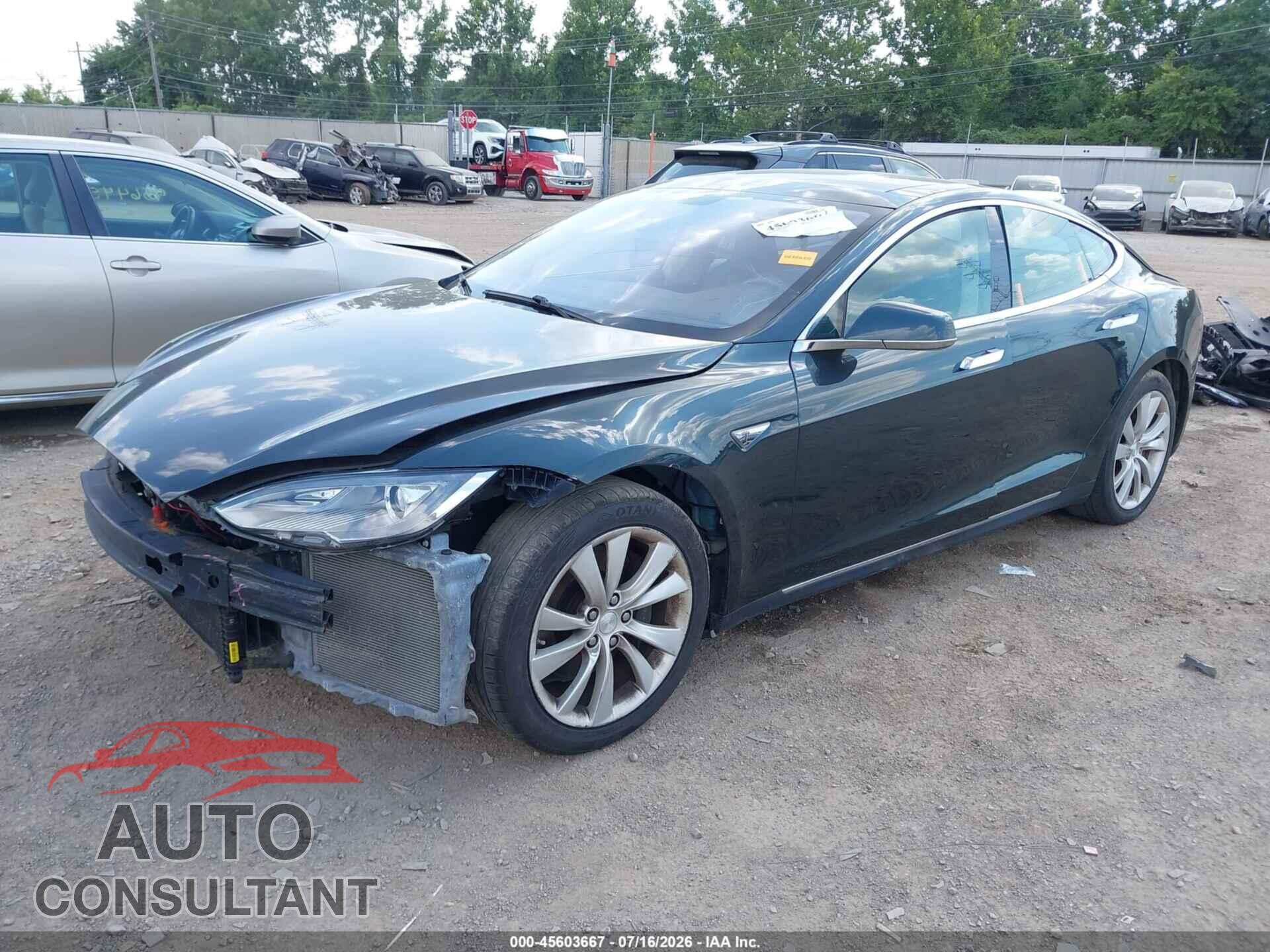 TESLA MODEL S 2013 - 5YJSA1CP2DFP27572