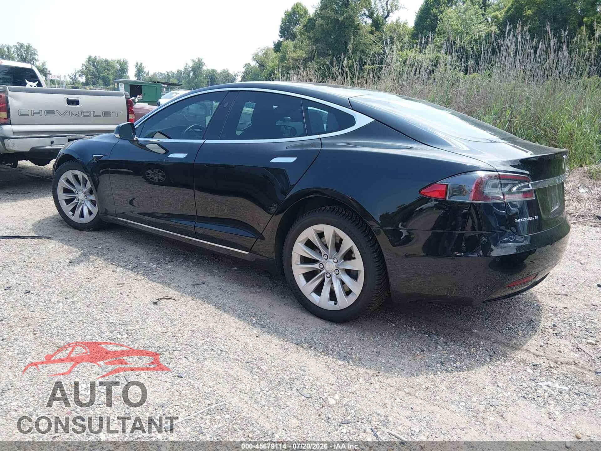 TESLA MODEL S 2018 - 5YJSA1E23JF294843