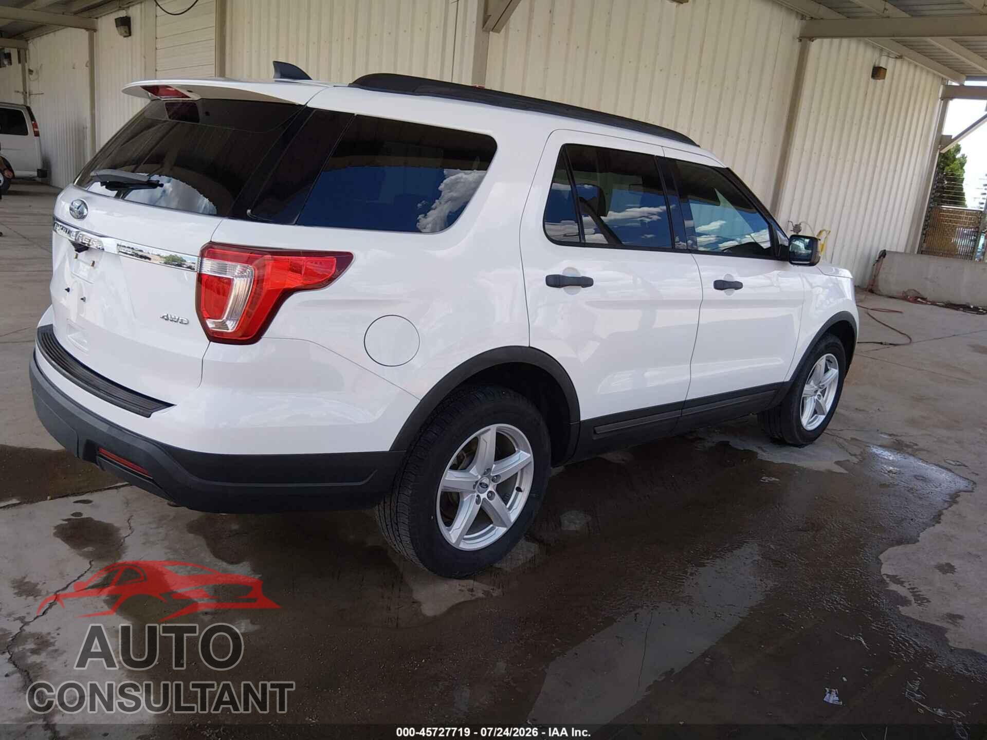 FORD EXPLORER 2018 - 1FM5K8B86JGB95236