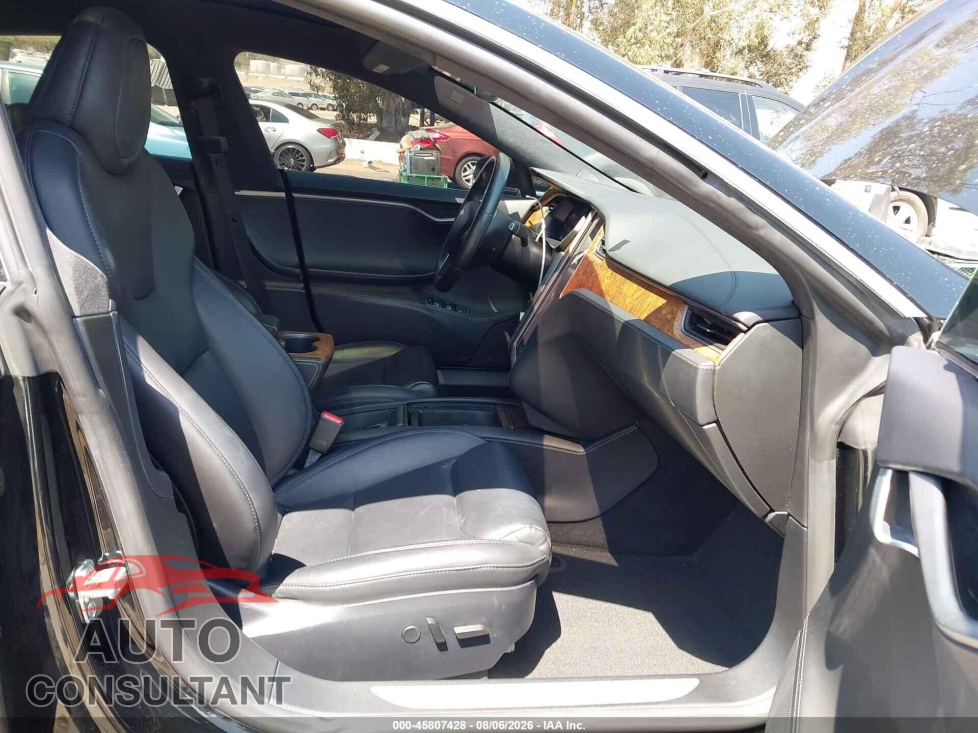 TESLA MODEL S 2020 - 5YJSA1E29LF408802