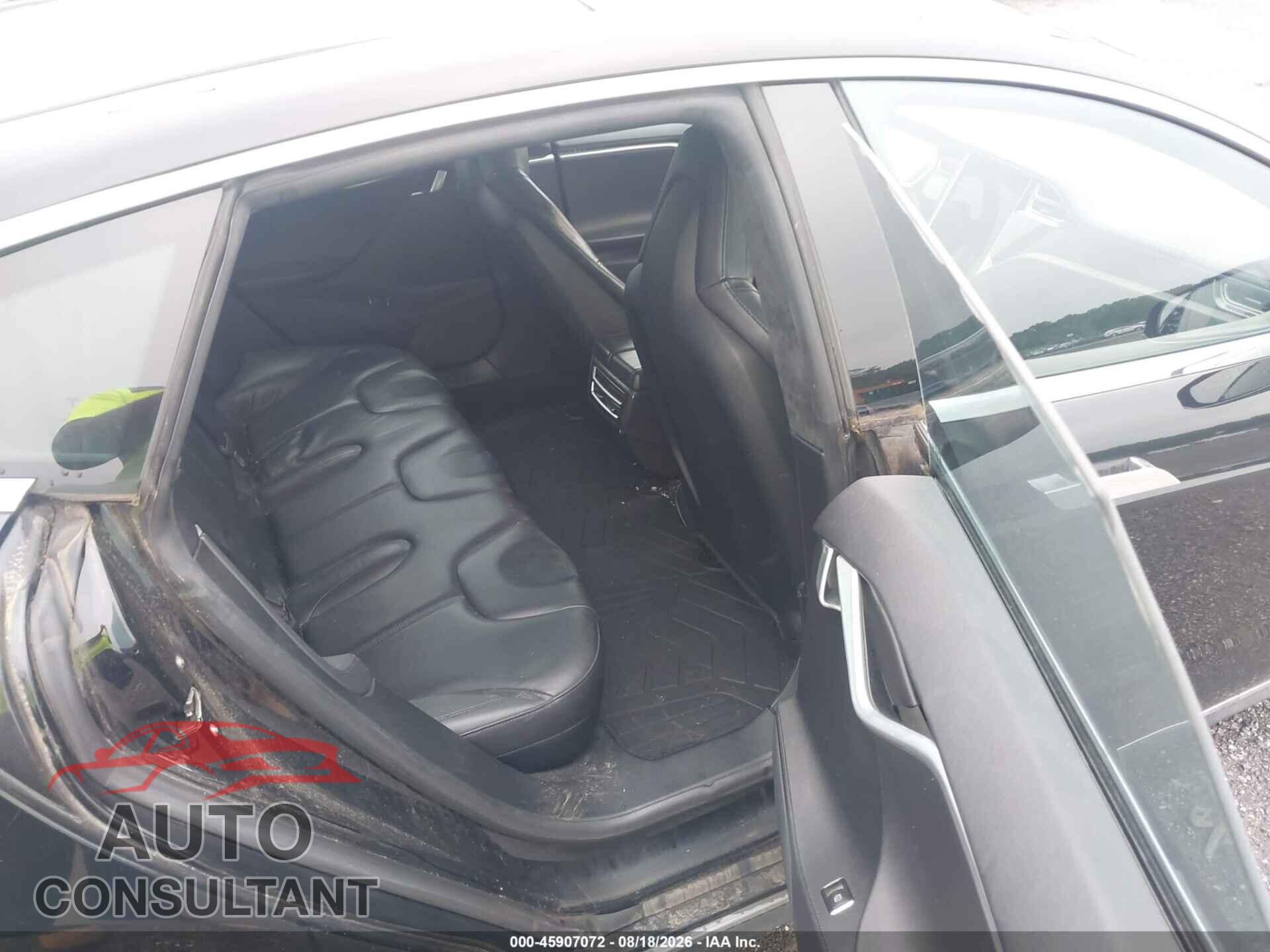 TESLA MODEL S 2013 - 5YJSA1CG2DFP14630