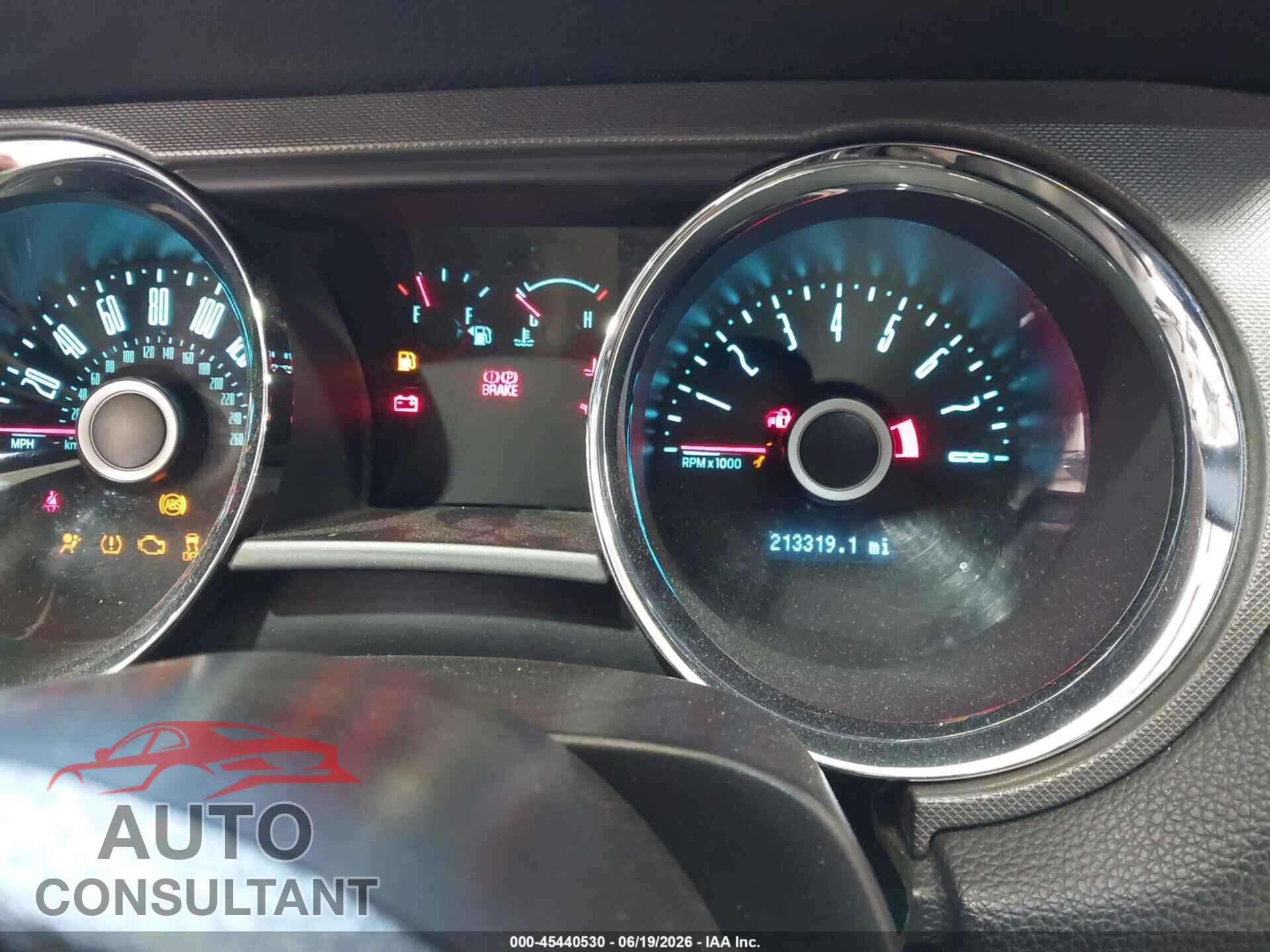 FORD MUSTANG 2014 - 1ZVBP8AM0E5324643