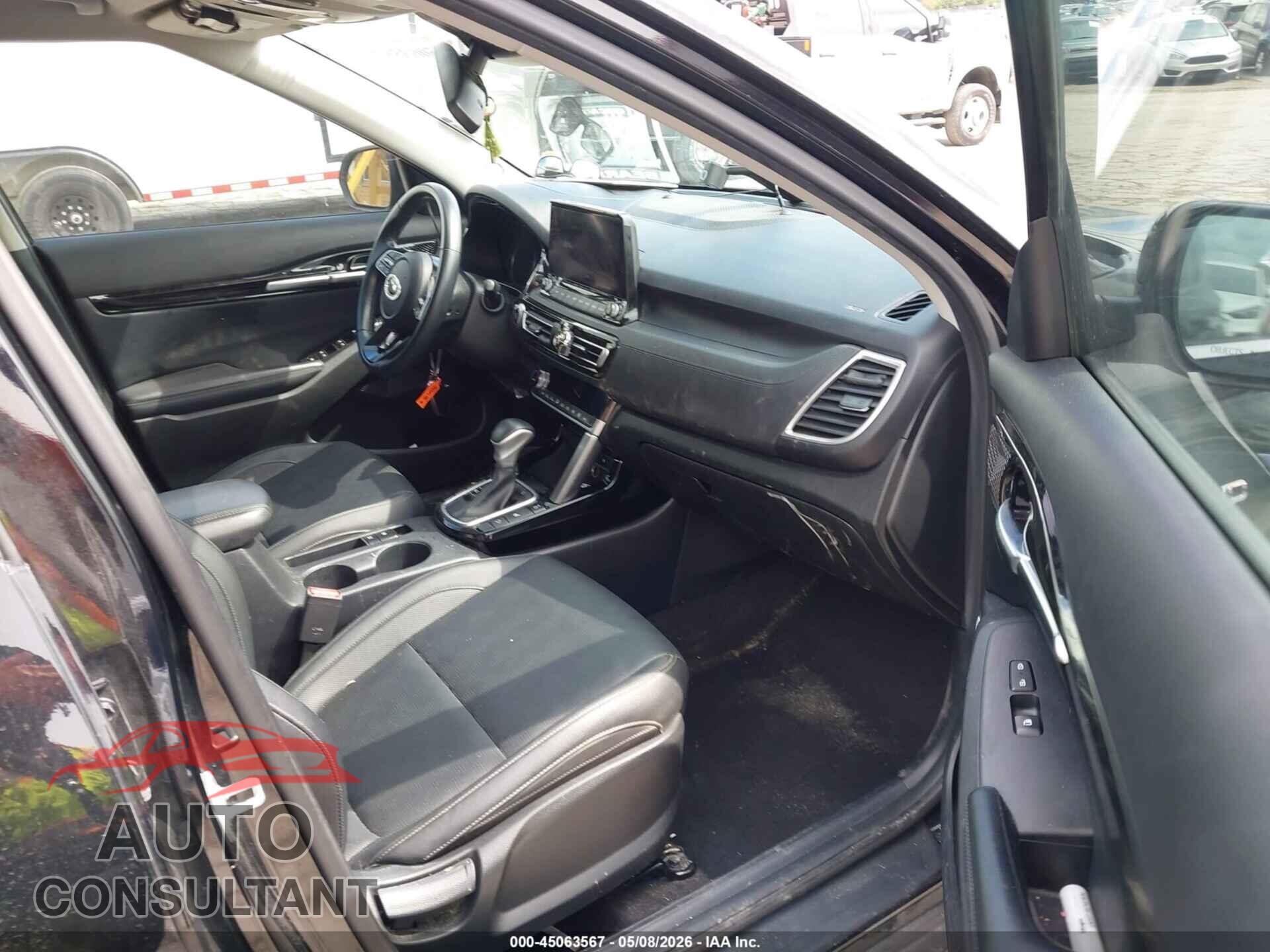 KIA SELTOS 2021 - KNDETCA22M7121446