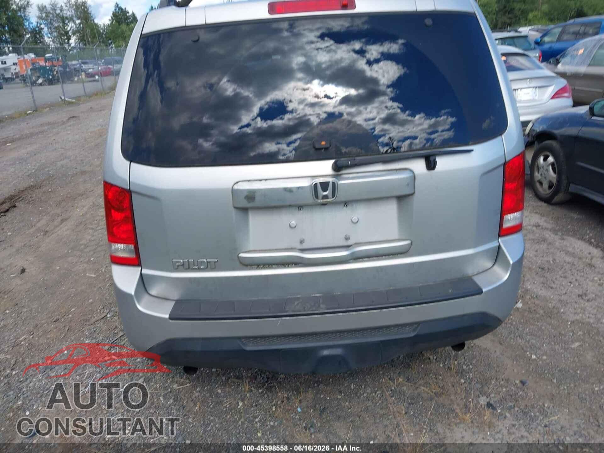 HONDA PILOT 2013 - 5FNYF3H23DB044123