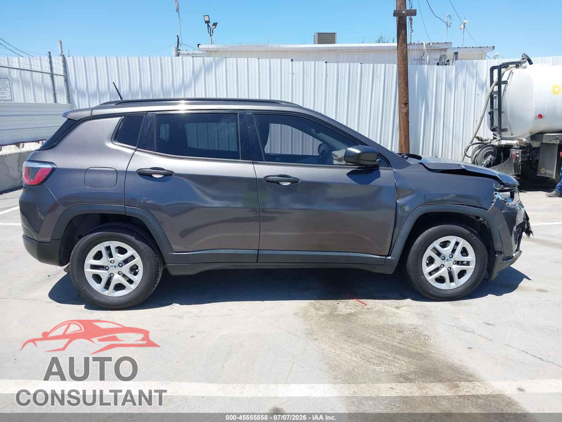 JEEP COMPASS 2017 - 3C4NJCAB0HT668559