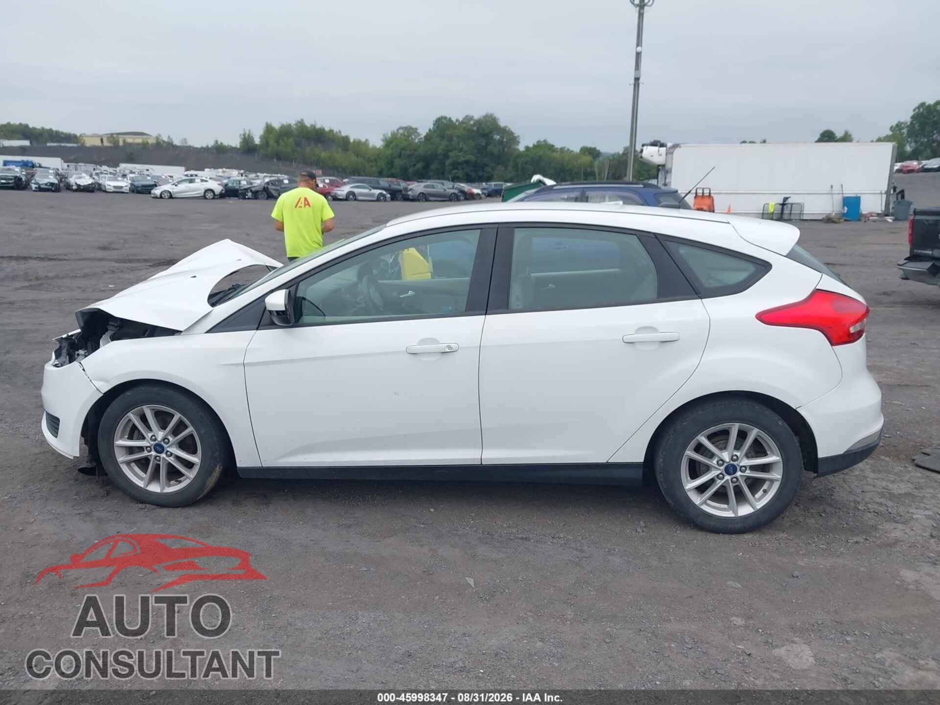 FORD FOCUS 2017 - 1FADP3K25HL316880