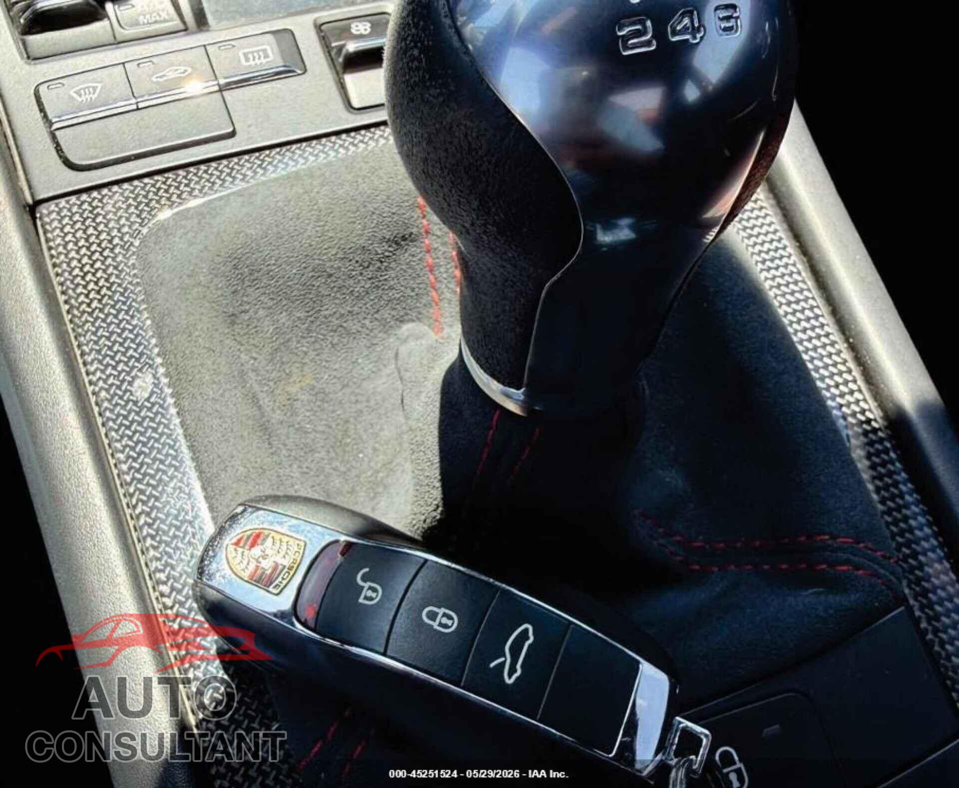 PORSCHE 911 2018 - WP0AC2A96JS176061