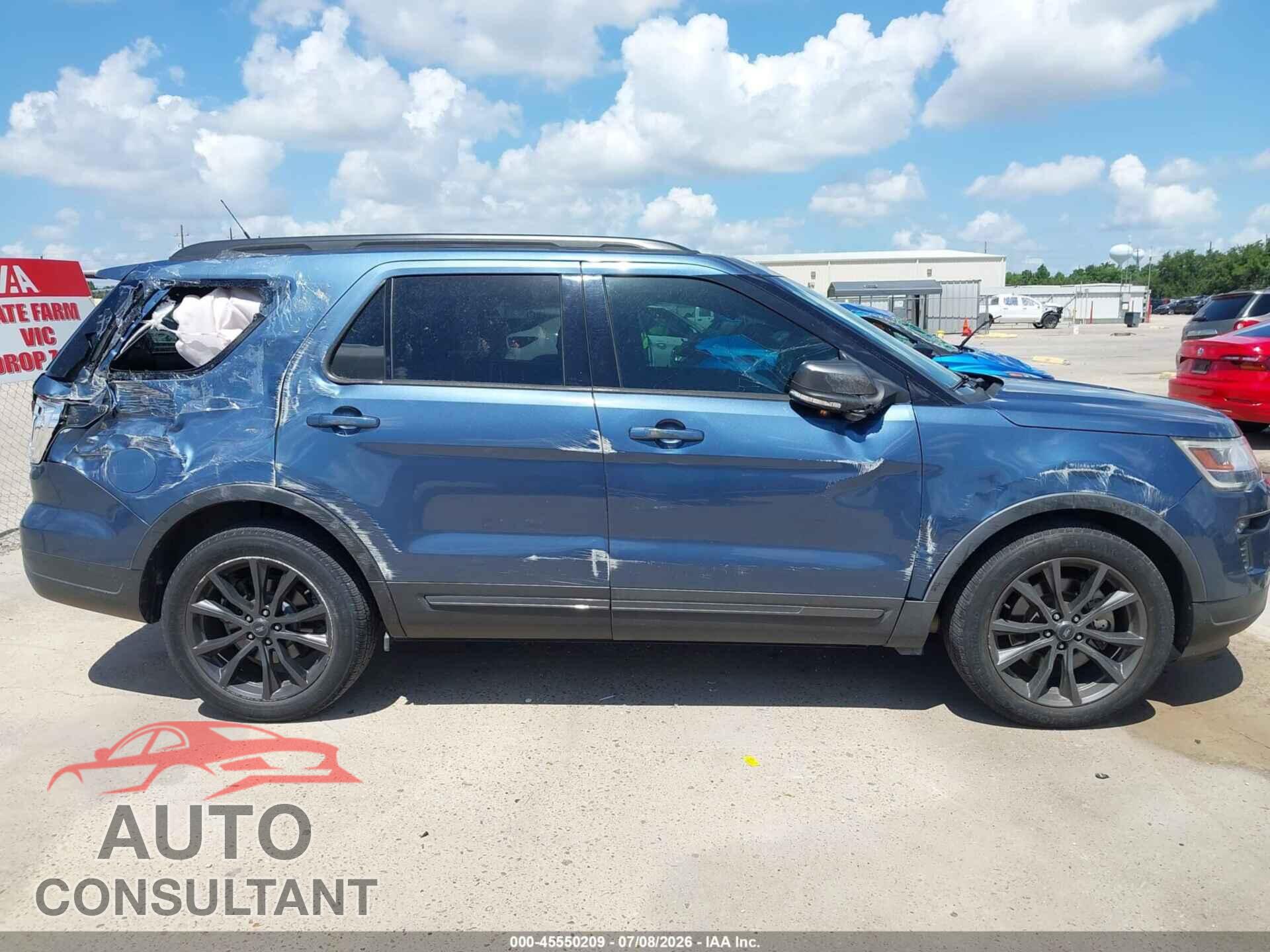 FORD EXPLORER 2018 - 1FM5K7D82JGB17205