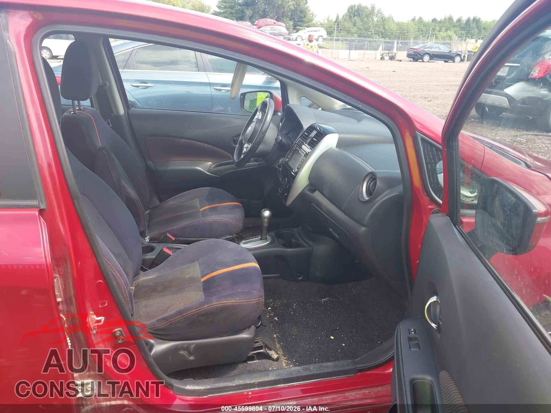 NISSAN VERSA NOTE 2015 - 3N1CE2CP0FL443329