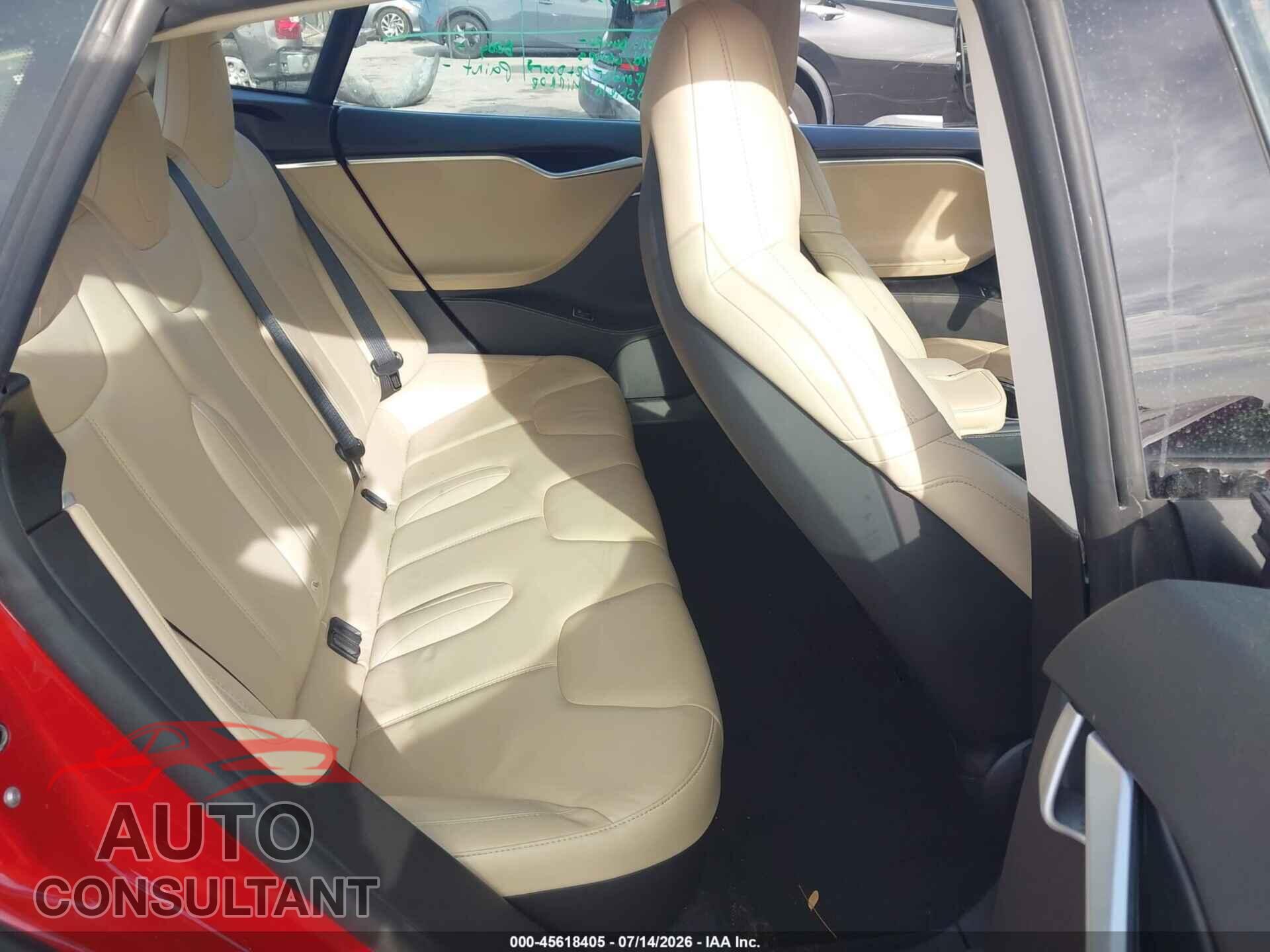 TESLA MODEL S 2015 - 5YJSA1S21FF081871