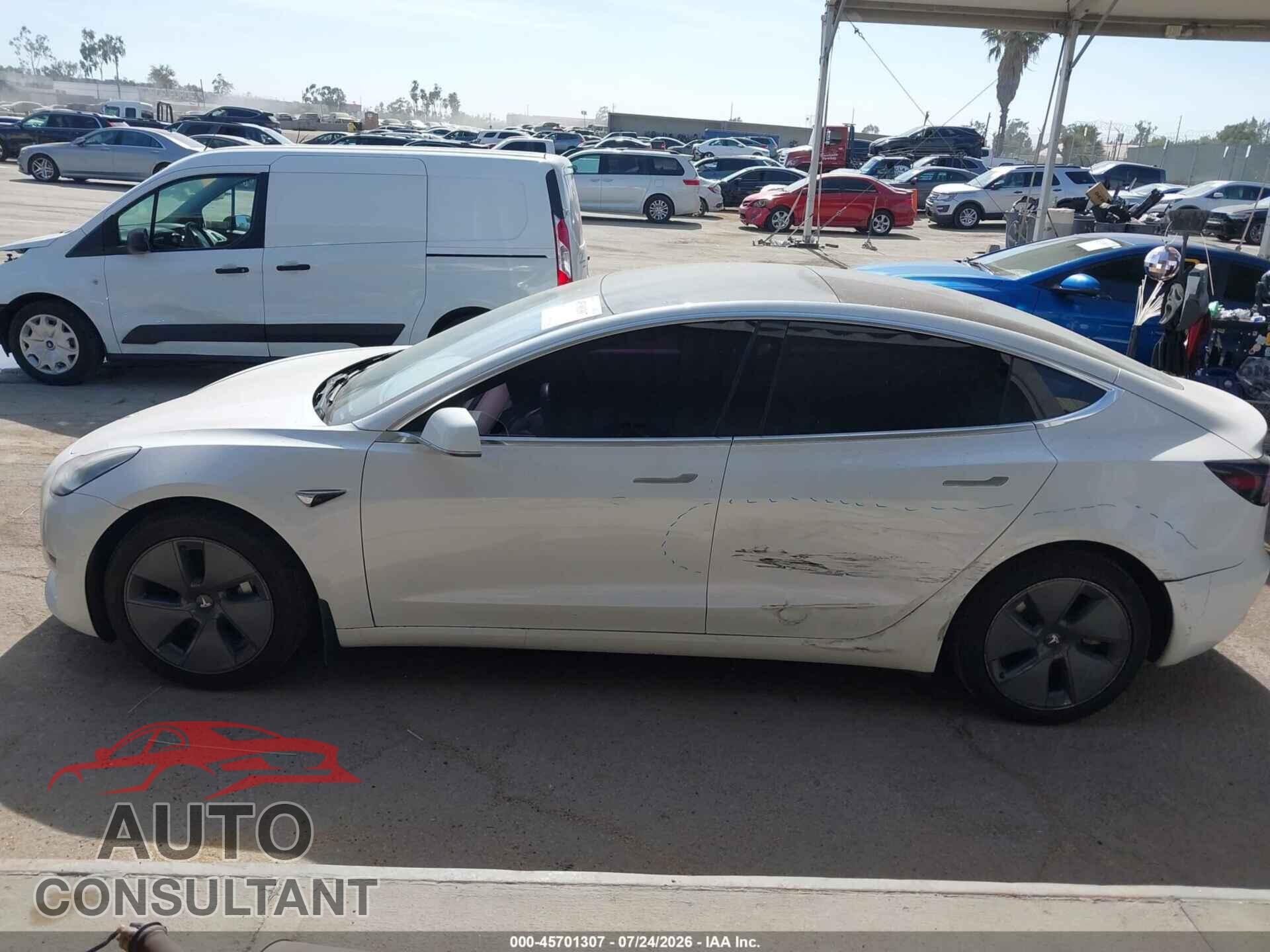 TESLA MODEL 3 2020 - 5YJ3E1EA8LF658743