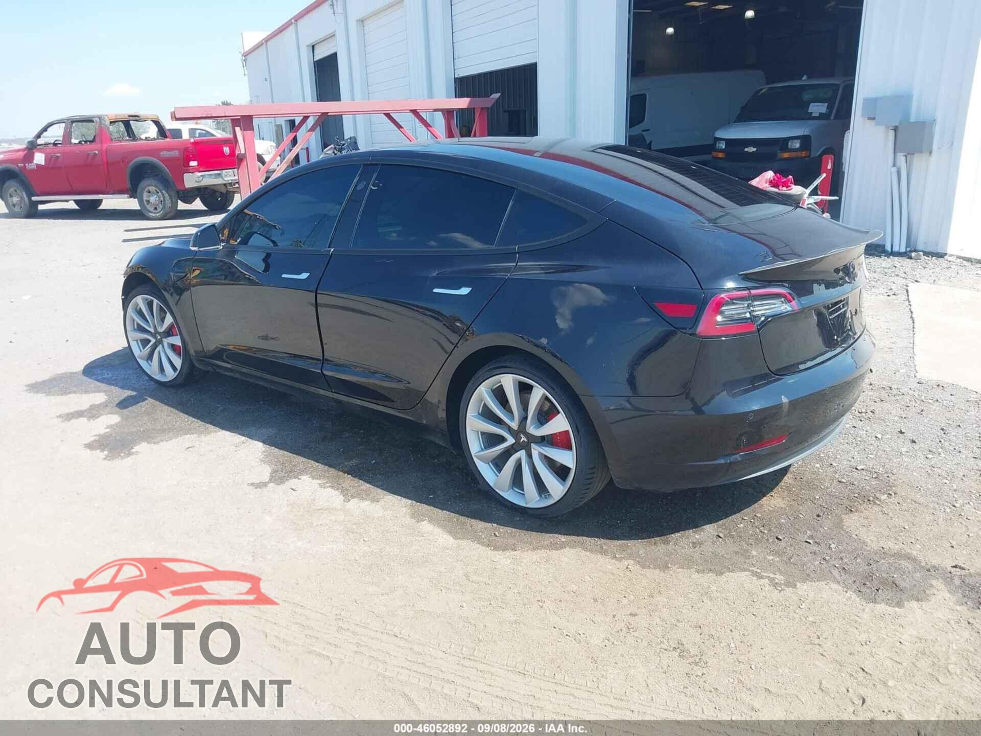 TESLA MODEL 3 2018 - 5YJ3E1EB7JF069690