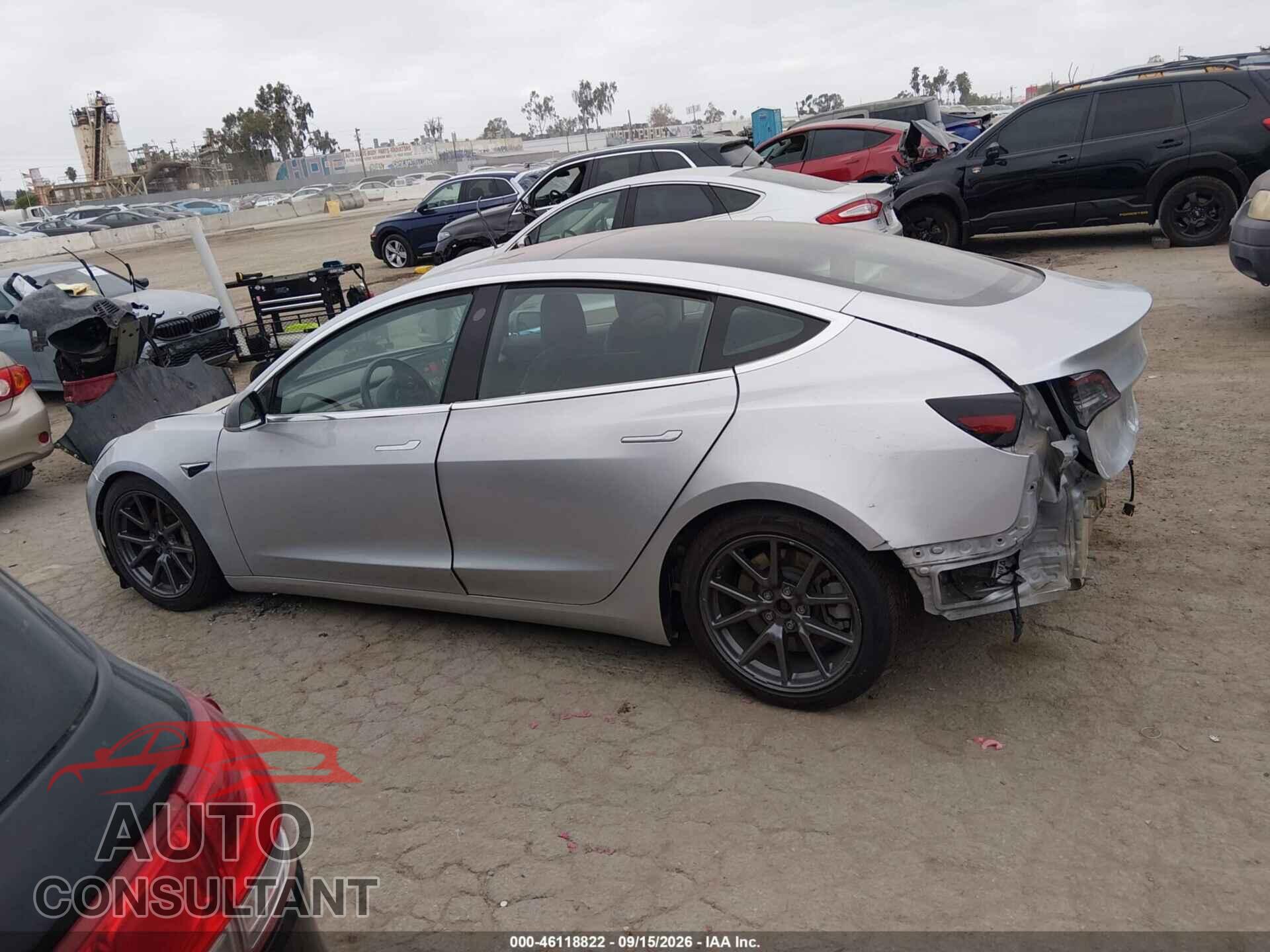 TESLA MODEL 3 2018 - 5YJ3E1EB2JF093332