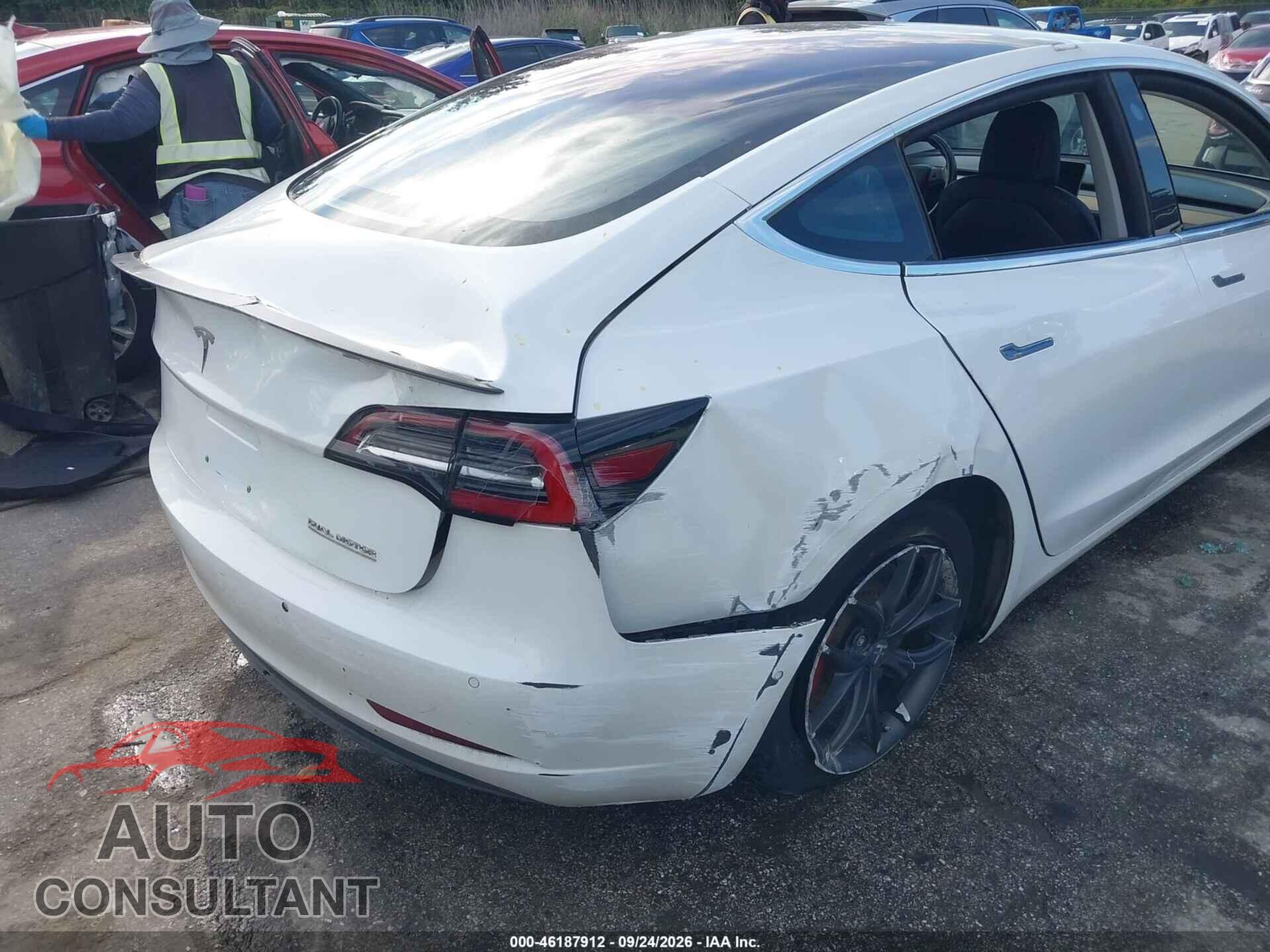TESLA MODELO 3 2018 - 5YJ3E1EB3JF151500