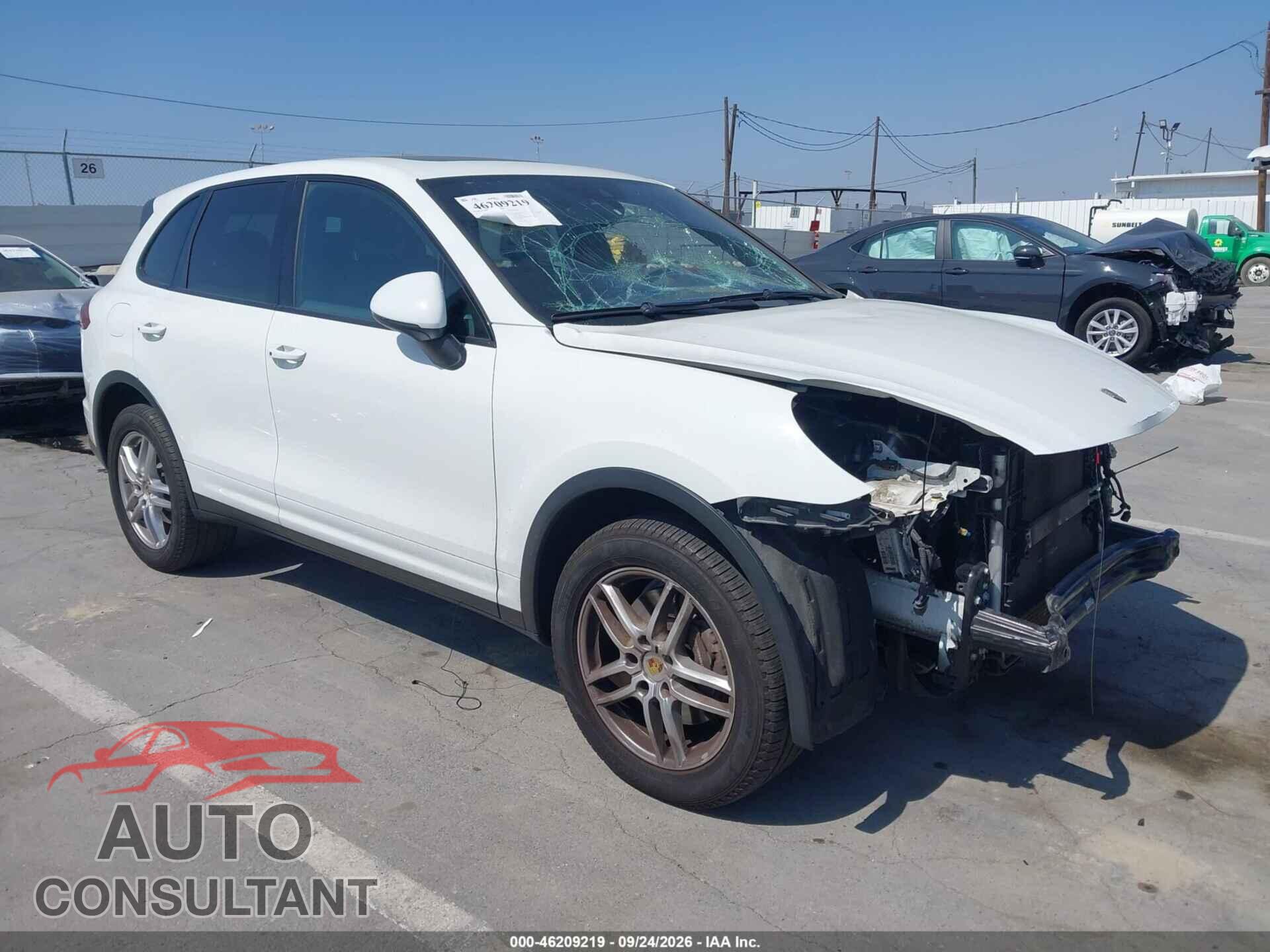 PORSCHE CAYENNE 2016 - WP1AA2A28GKA12259