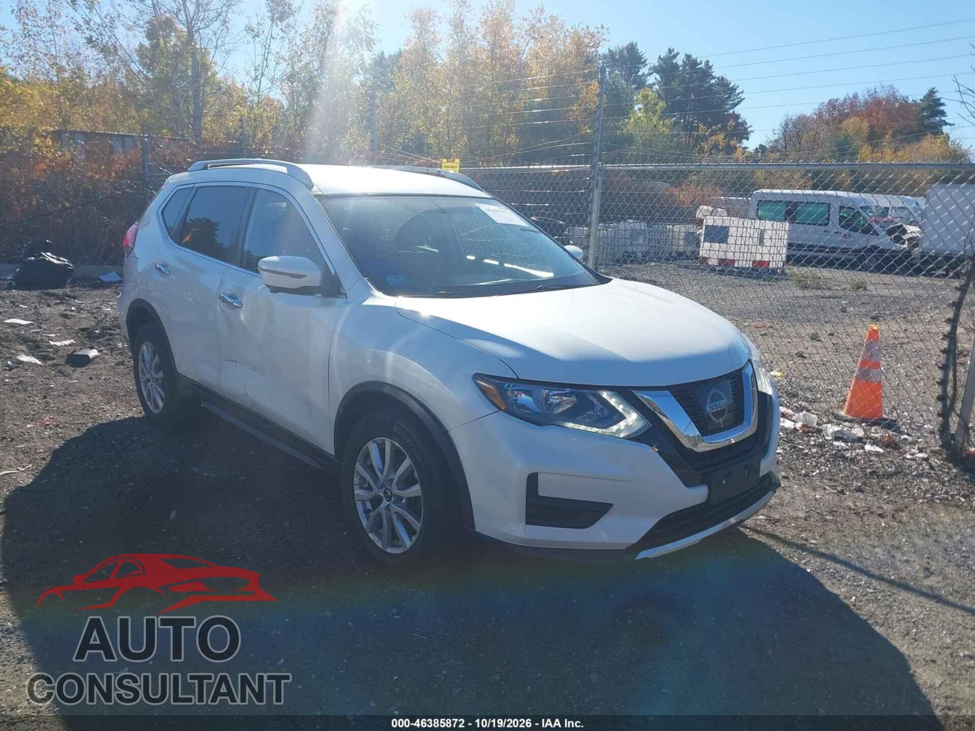 NISSAN ROGUE 2017 - KNMAT2MVXHP607796