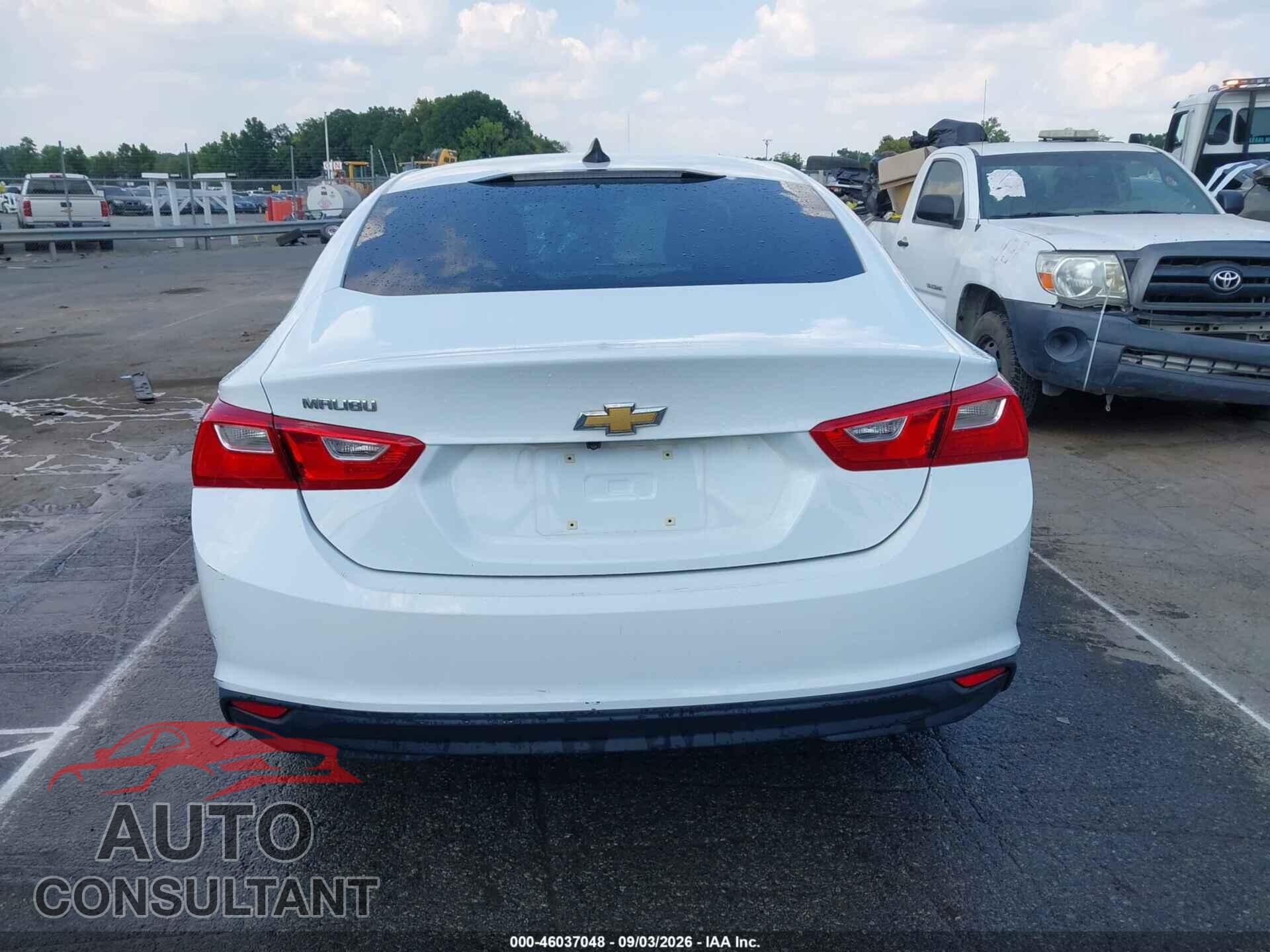 CHEVROLET MALIBU 2018 - 1G1ZB5ST6JF228551
