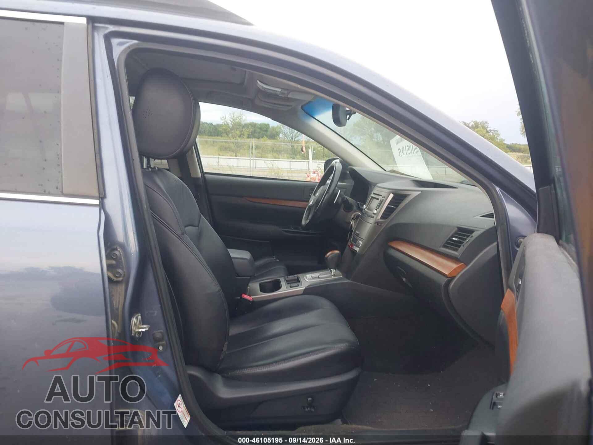 SUBARU OUTBACK 2014 - 4S4BRCLC5E3259610