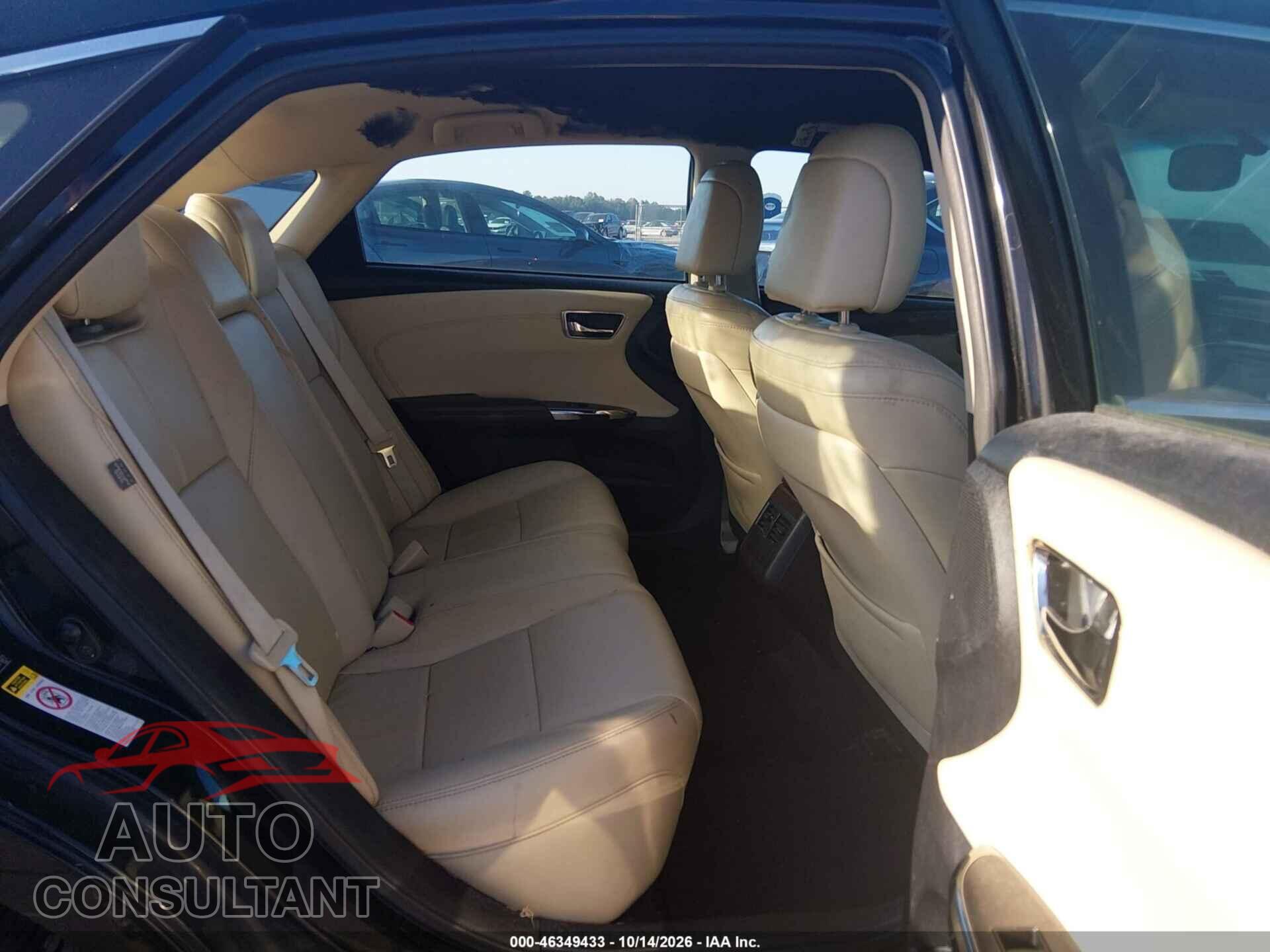 TOYOTA AVALON 2013 - 4T1BK1EB2DU016472