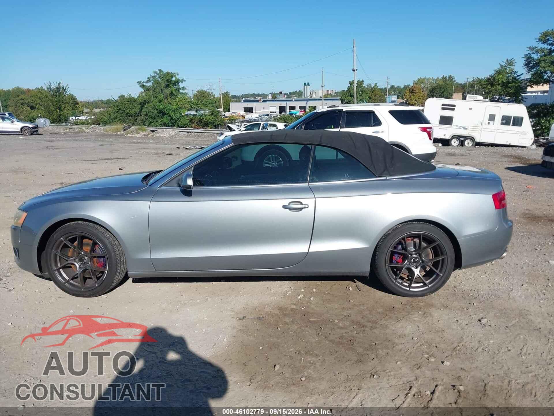 AUDI A5 2011 - WAULFAFH5BN010945