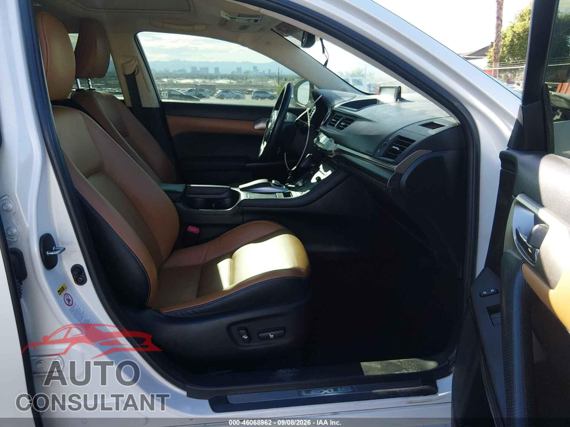 LEXUS CT 200H 2014 - JTHKD5BH5E2199084