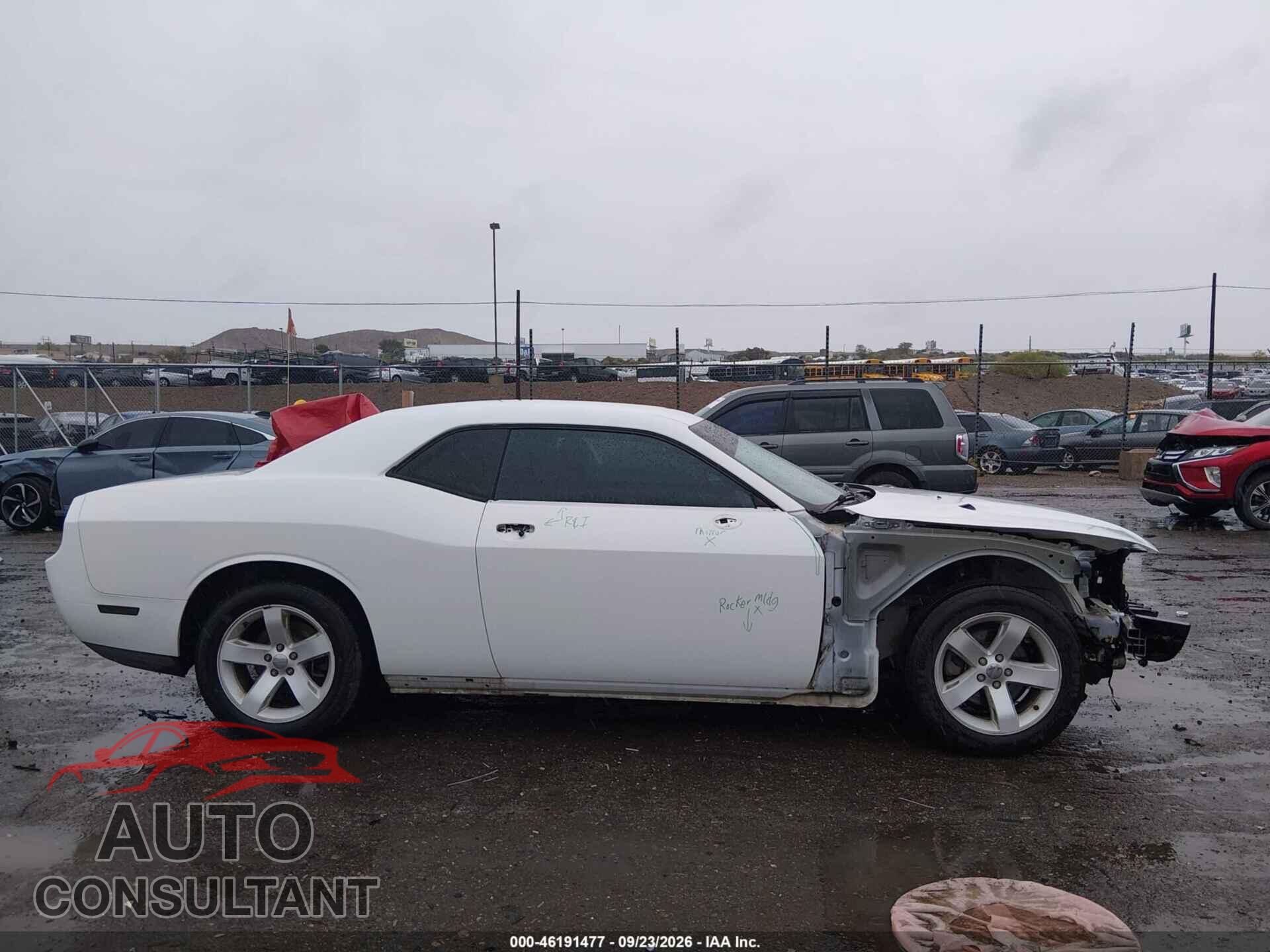 DODGE CHALLENGER 2013 - 2C3CDYAG4DH692426