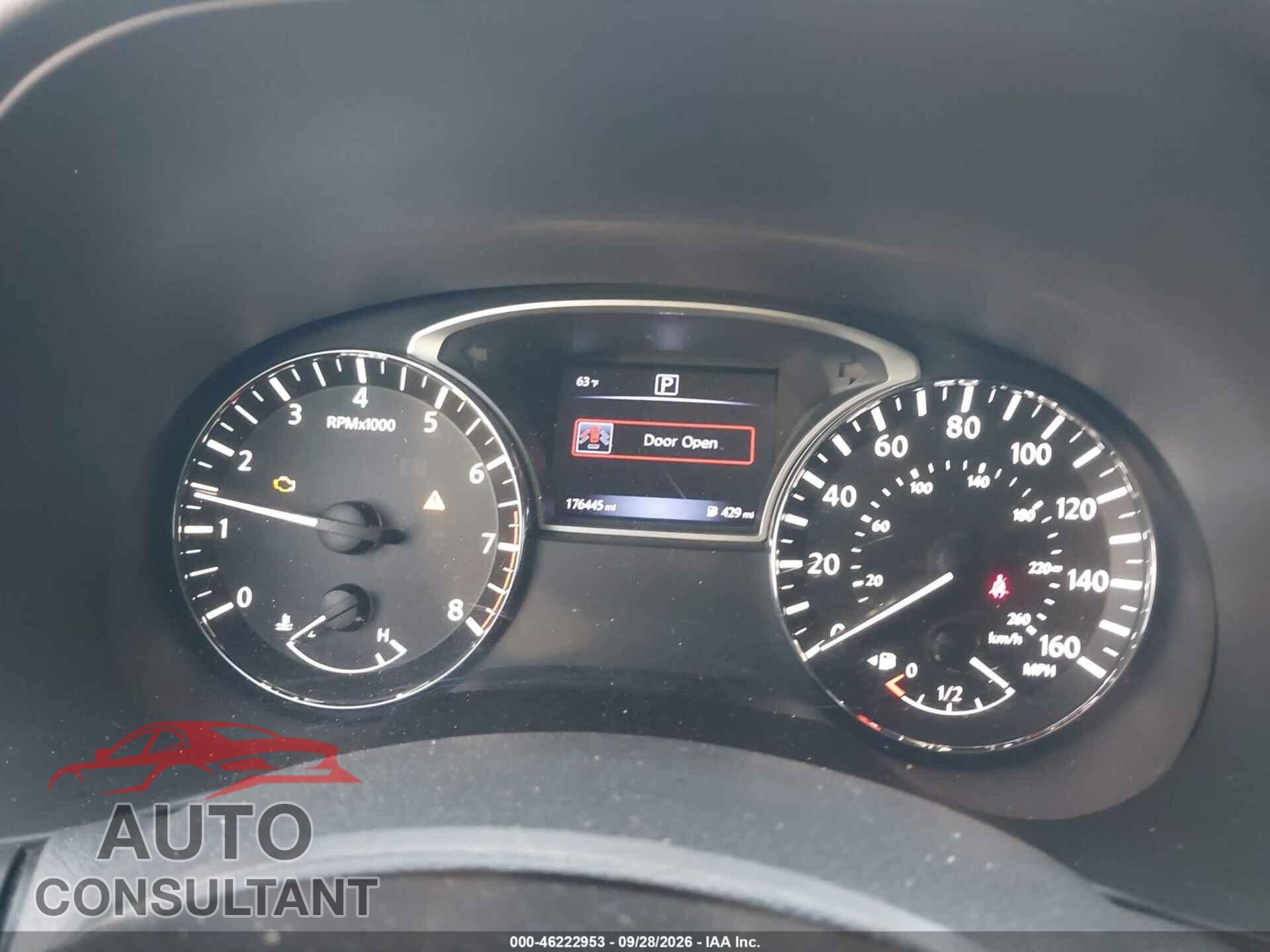 NISSAN PATHFINDER 2017 - 5N1DR2MN7HC604160