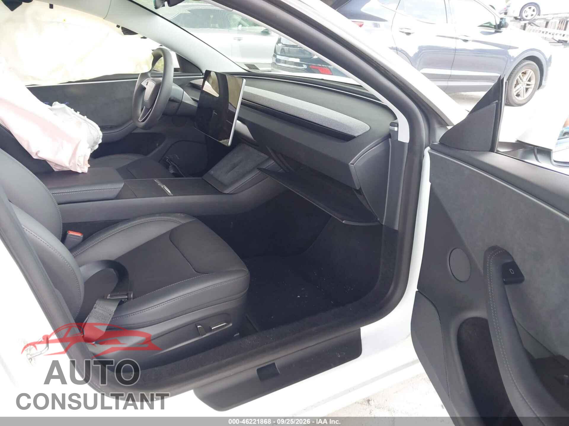TESLA MODEL 3 2024 - 5YJ3E1EB9RF770002