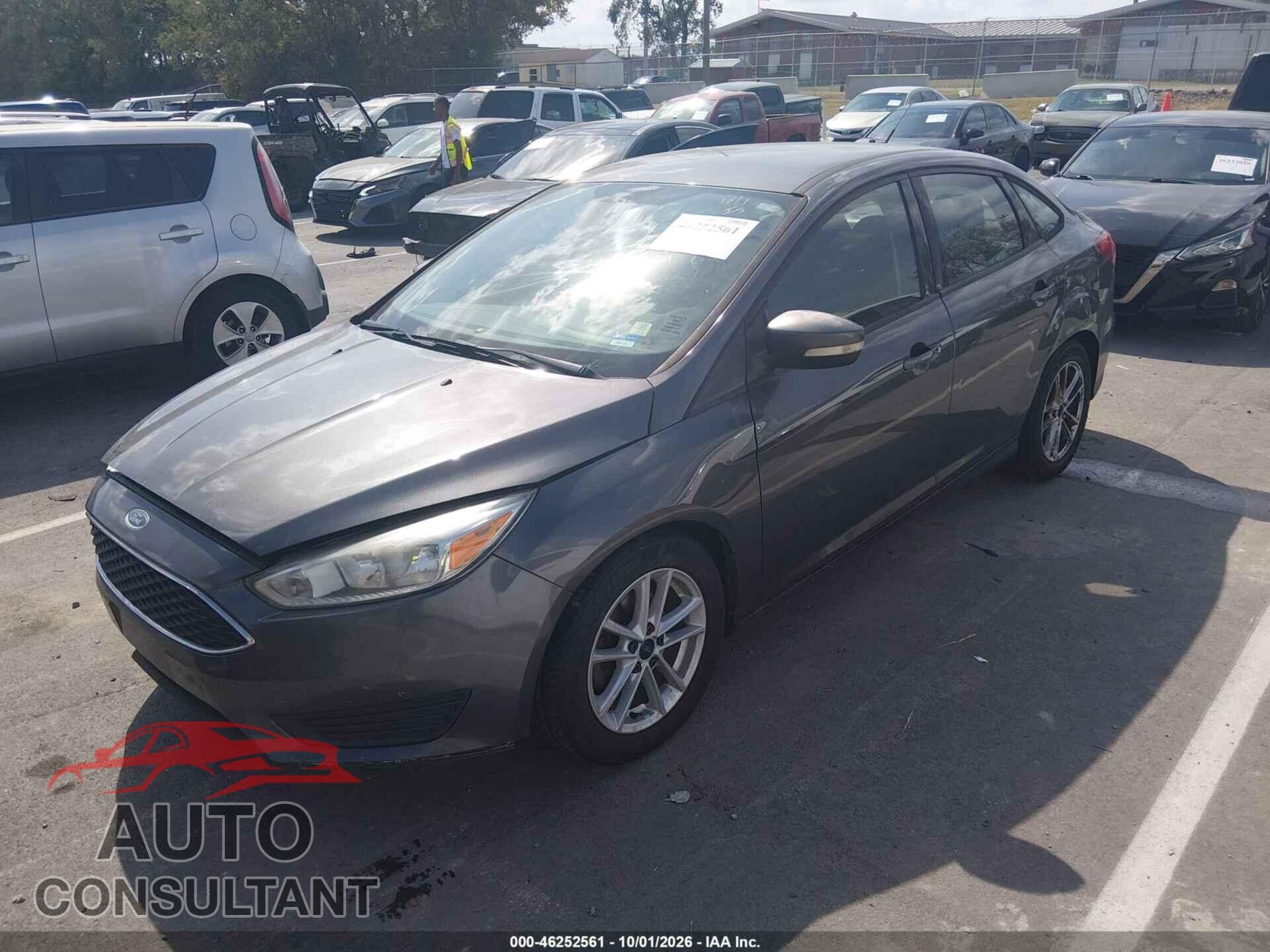 FORD FOCUS 2015 - 1FADP3F2XFL367489
