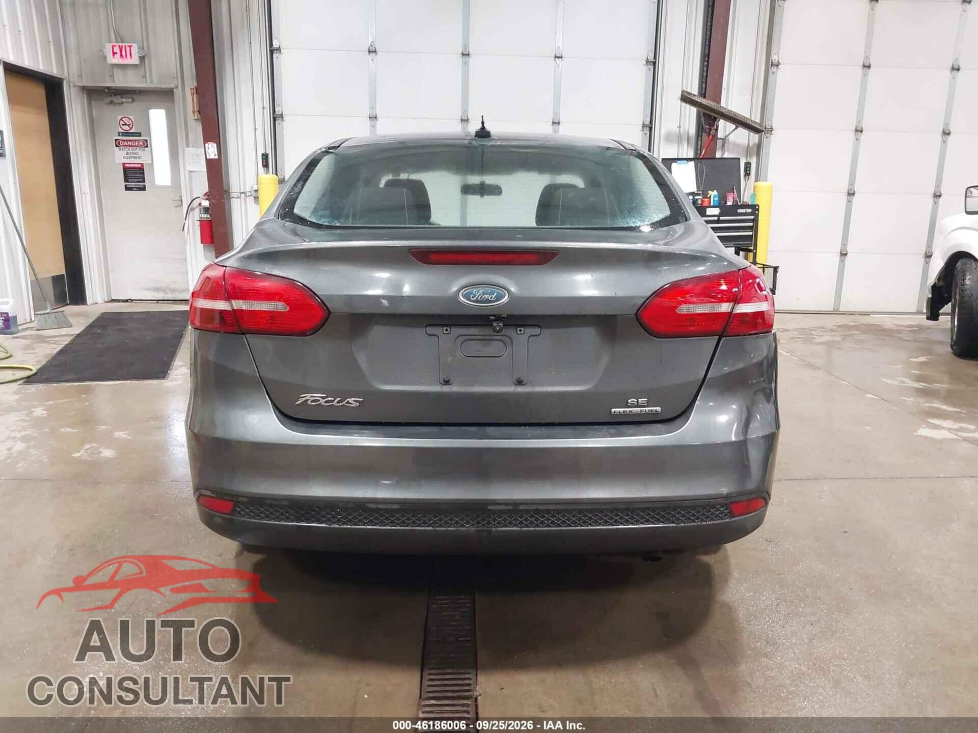 FORD FOCUS 2016 - 1FADP3F20GL386893
