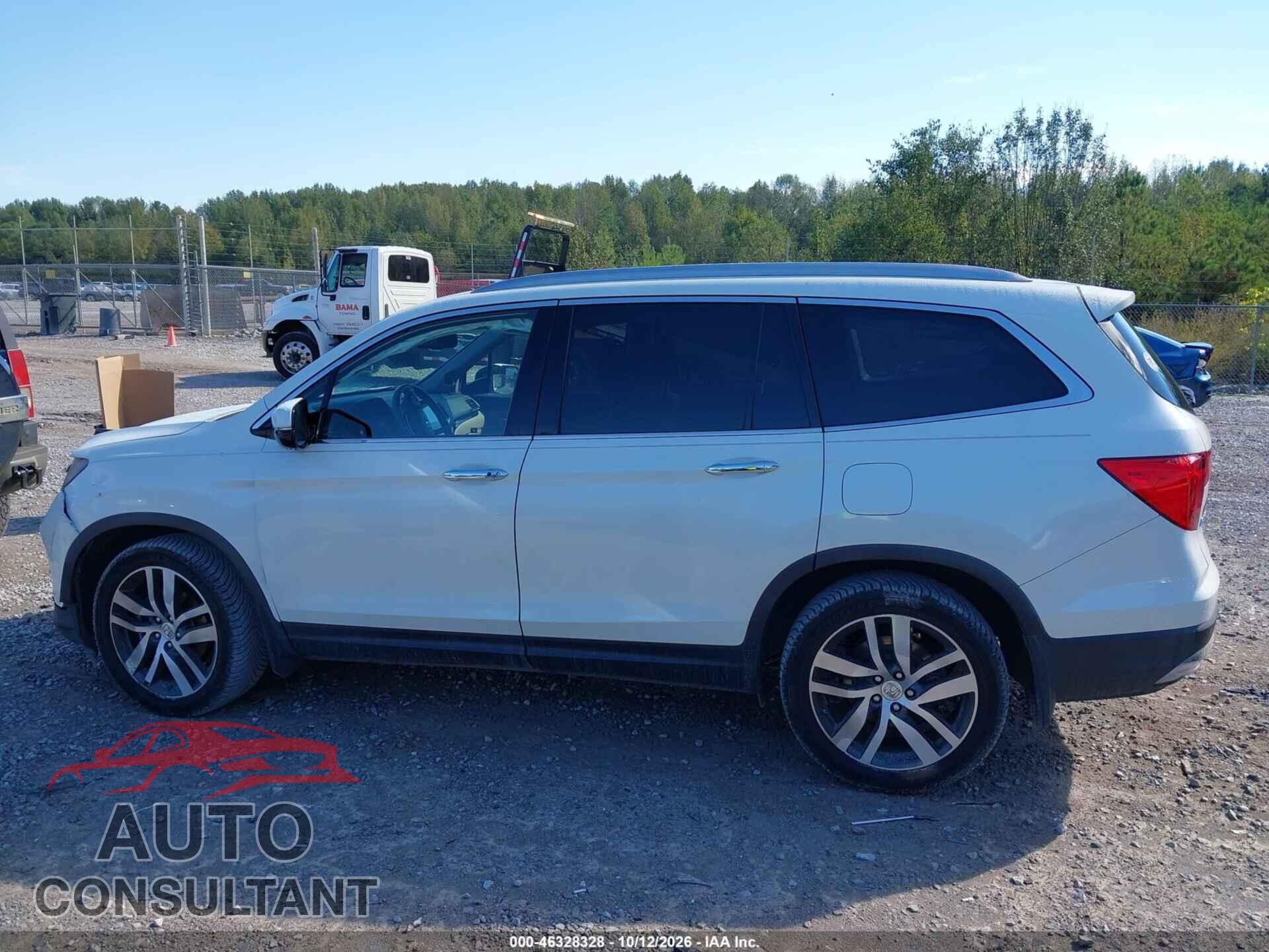 HONDA PILOT 2017 - 5FNYF5H97HB007283