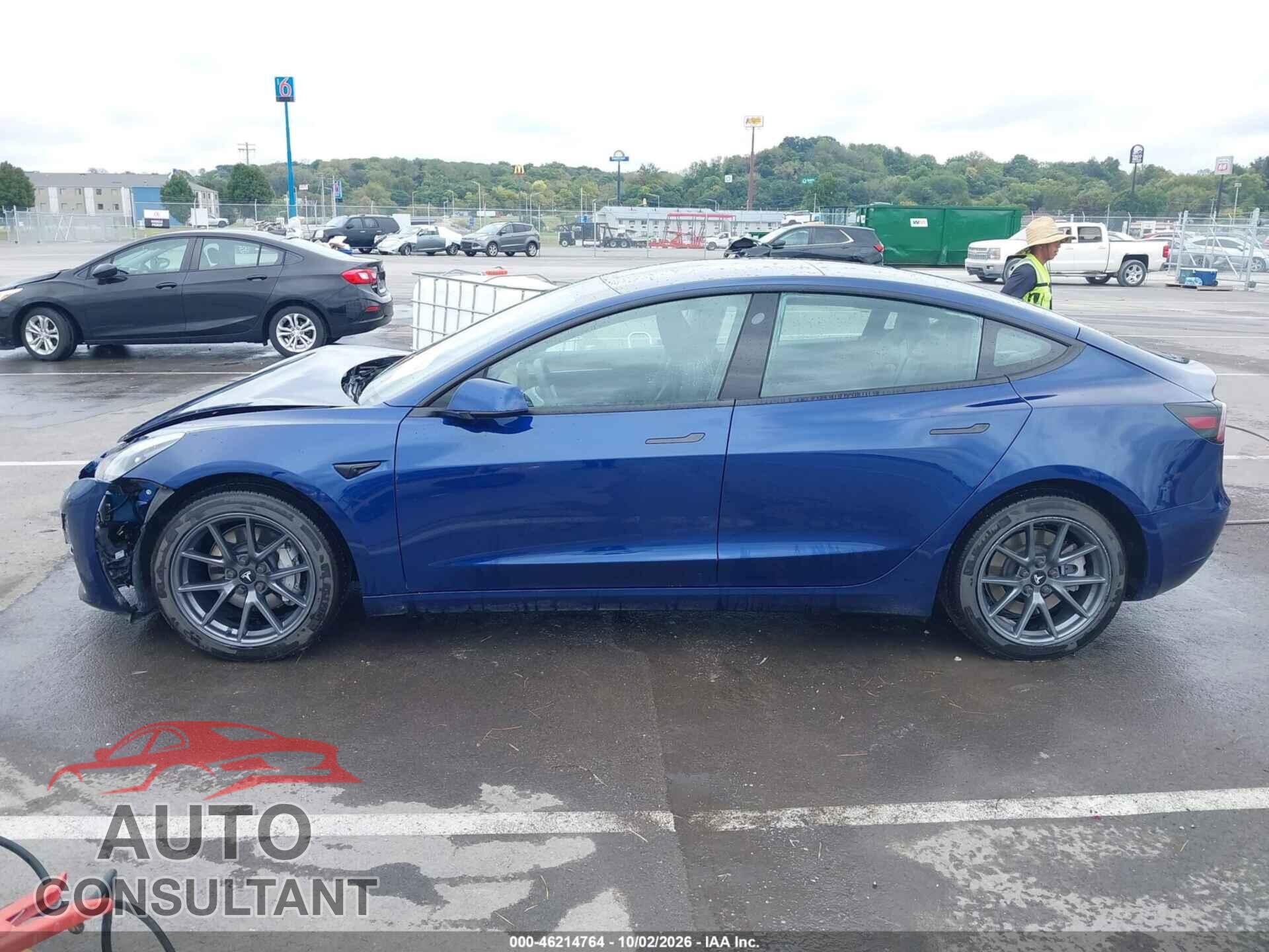 TESLA MODELO 3 2023 - 5YJ3E1EB7PF388452