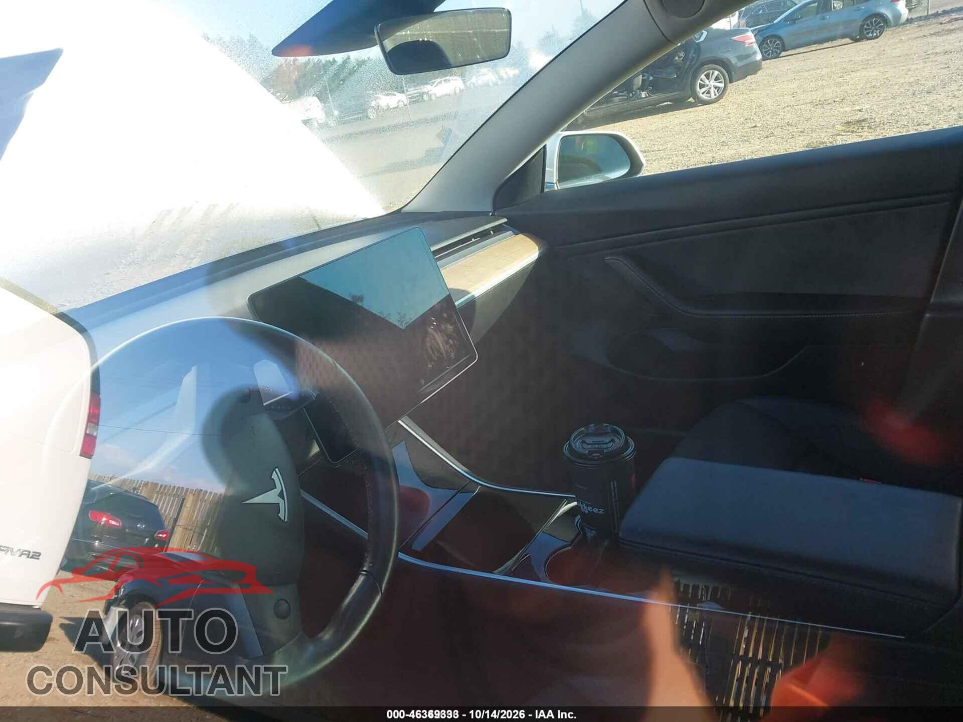 TESLA MODEL 3 2018 - 5YJ3E1EB5JF122063