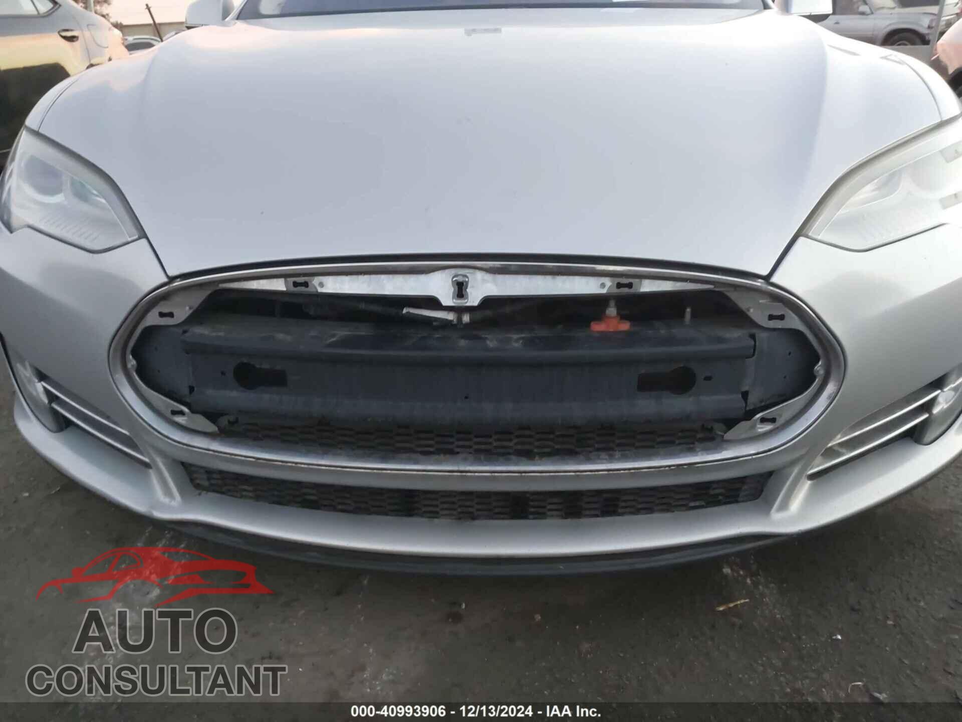 TESLA MODEL S 2013 - 5YJSA1CP9DFP08016